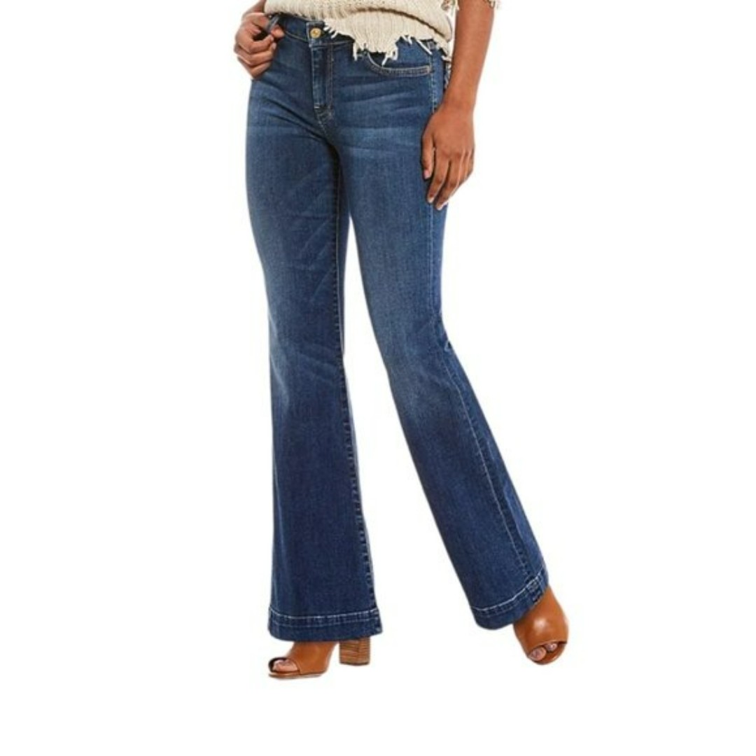 7 For All Mankind Dojo Low Rise Flare Leg Jeans in Medium Melrose