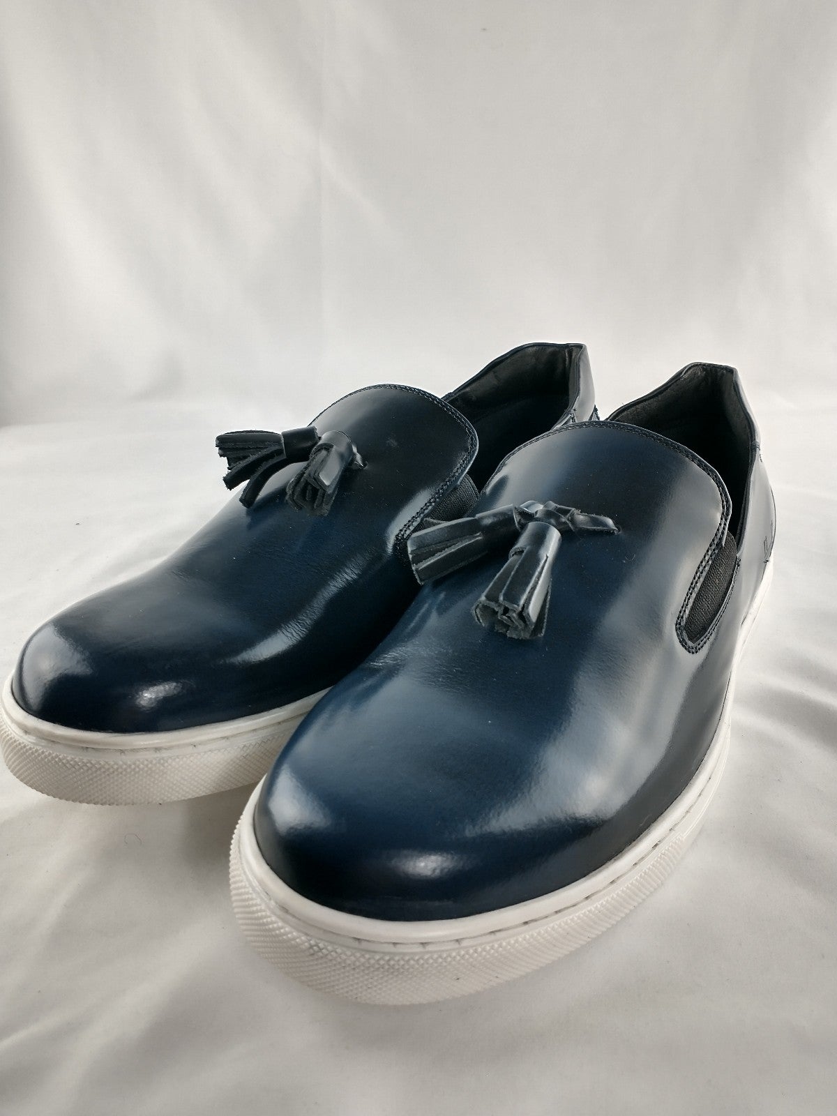 Hardy Design Works Men's Leather Shoes Size 10.5 Dark Blue Tasseled Slip-On NEW