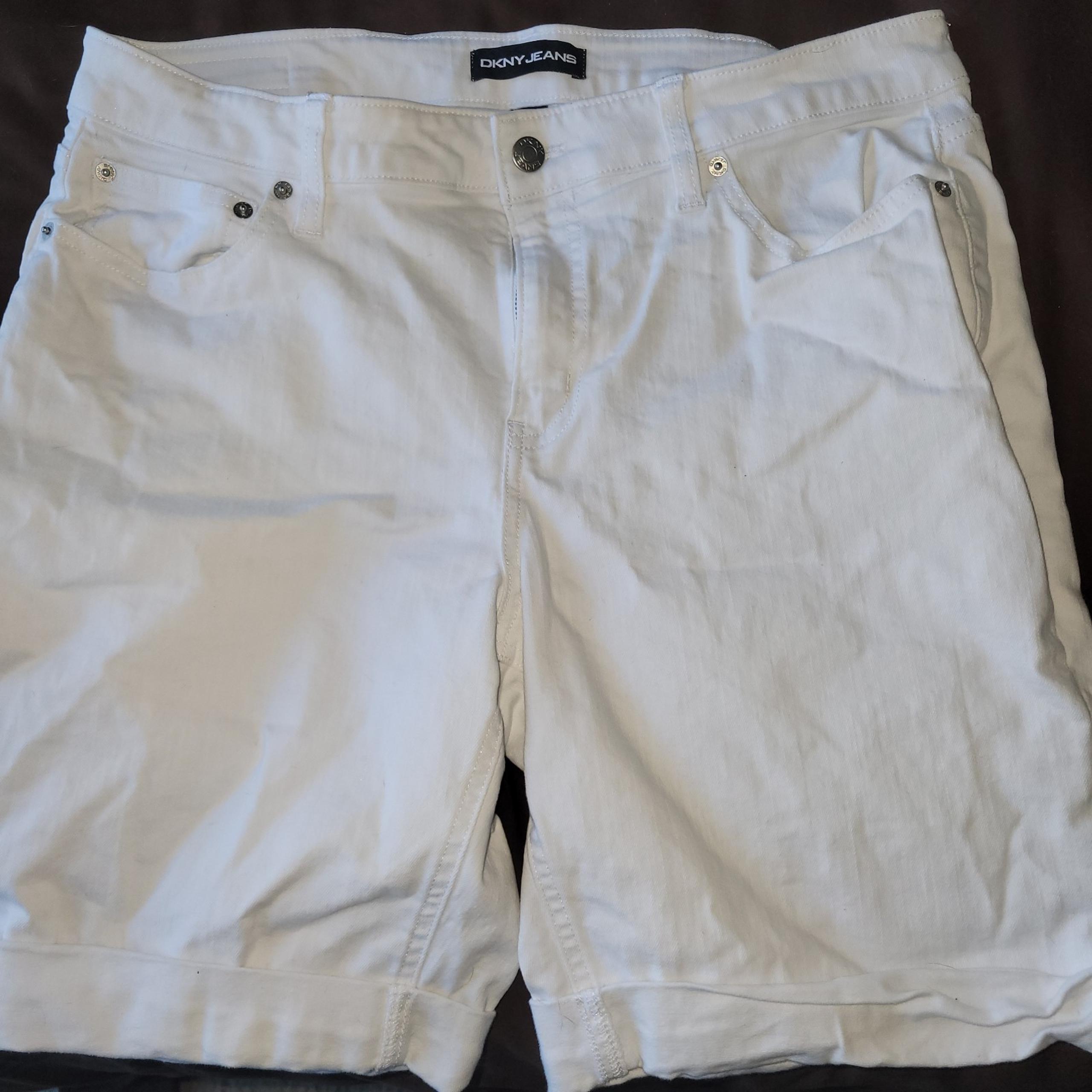 Women’s DKNY JEANS Stretch White Denim Cuffed Bermuda Shorts, Size 16