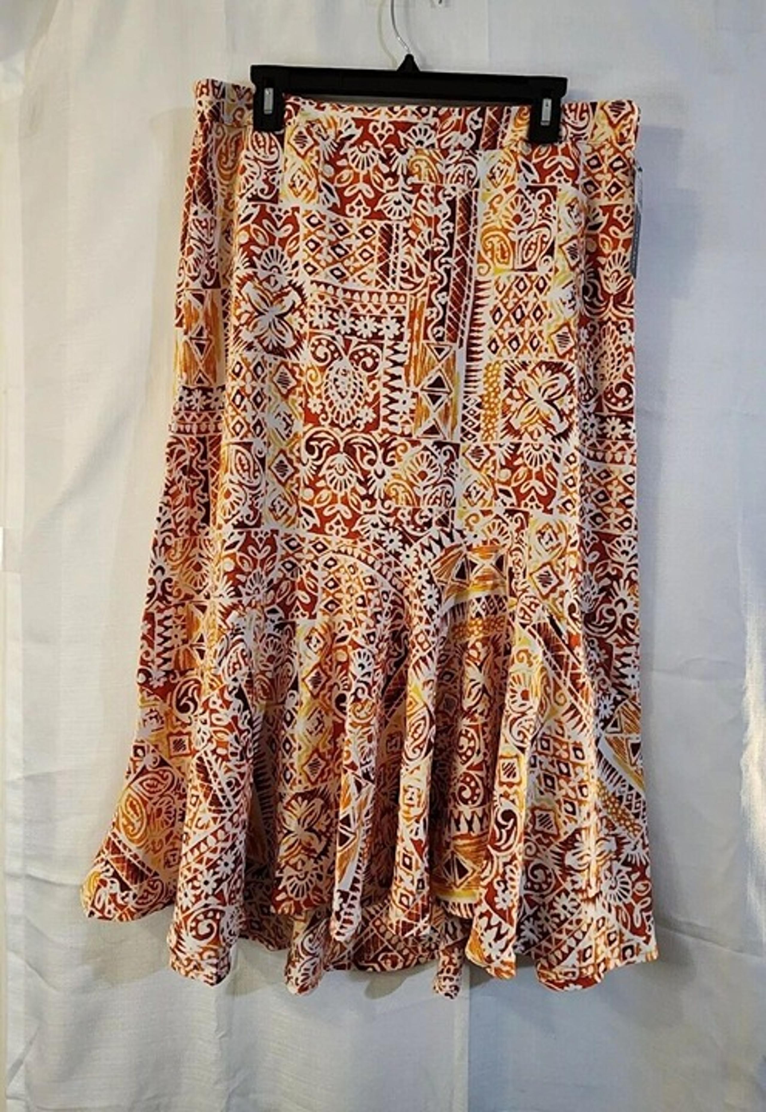 SOHO Apparel Ltd Women's Knee Length Pull On Skirt Multicolor Size Large