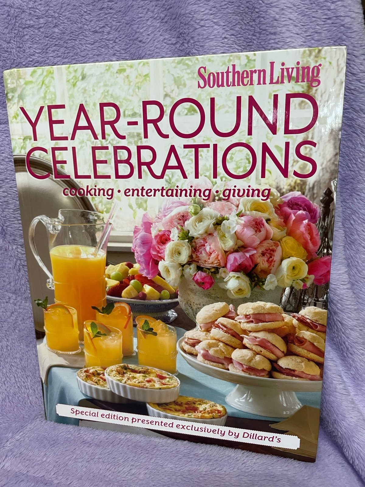 Southern Living Double Decorating And Cookbook In One