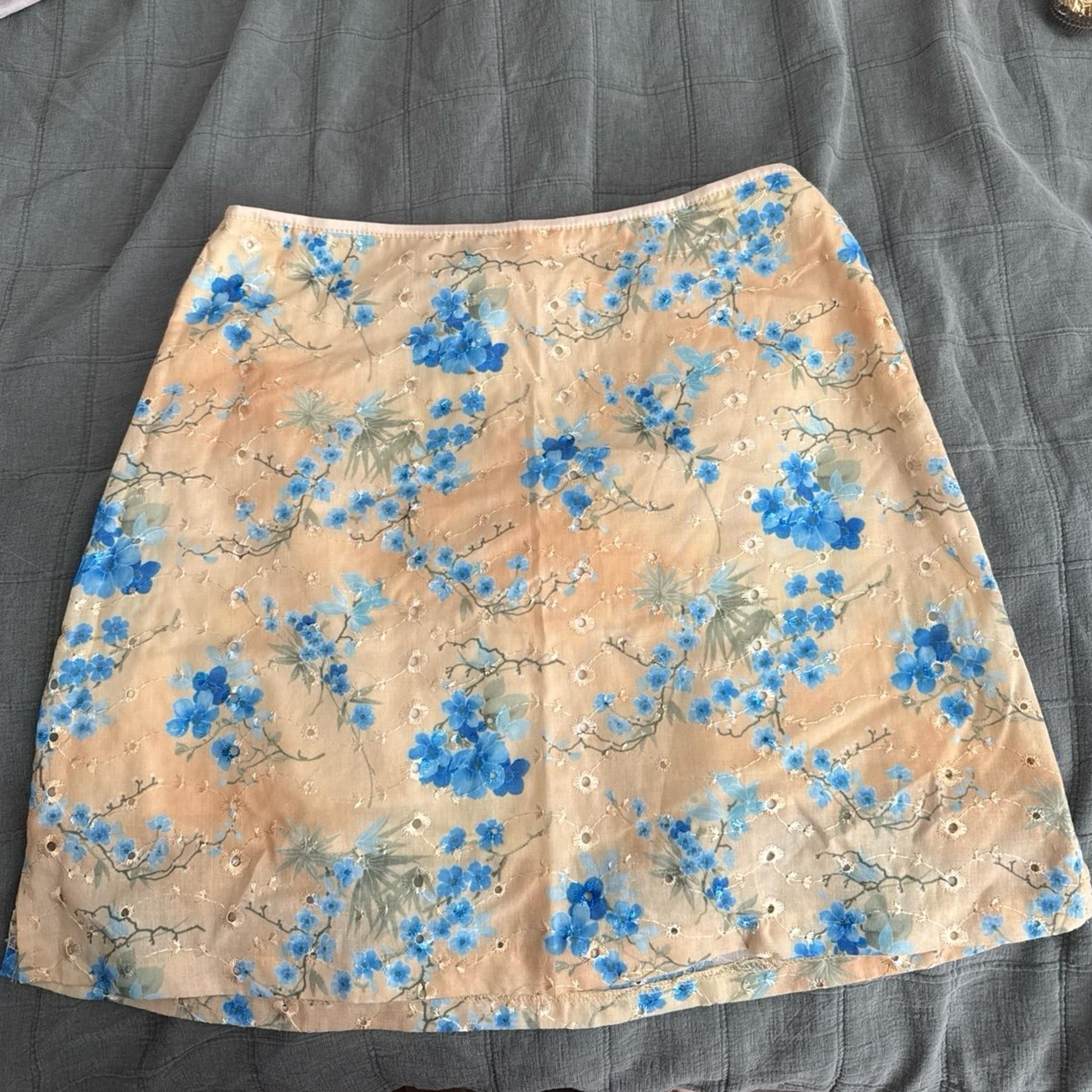 EXACT CHANGE SKIRT SZ 7