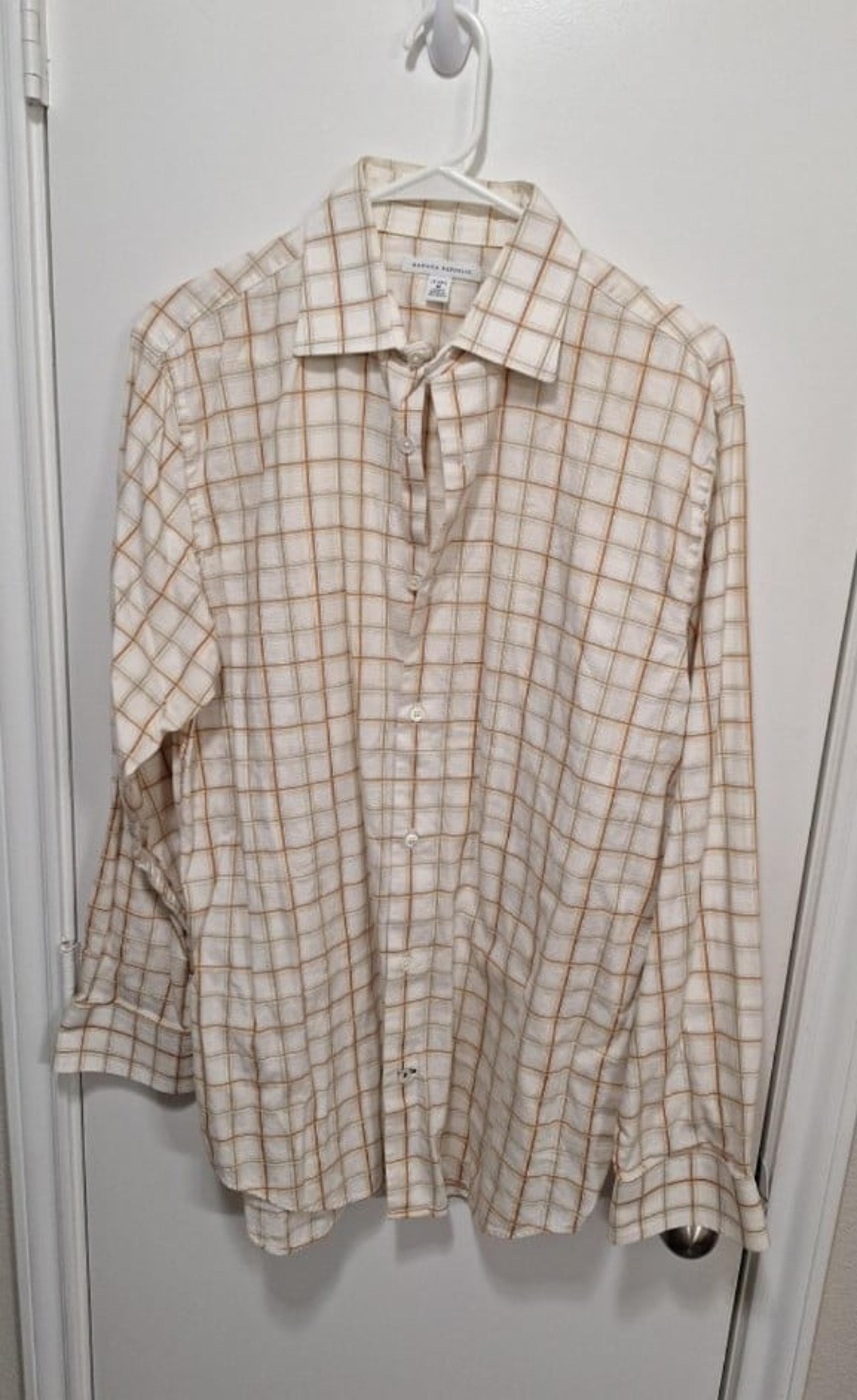 Banana Republic Men's Shirt-Medium