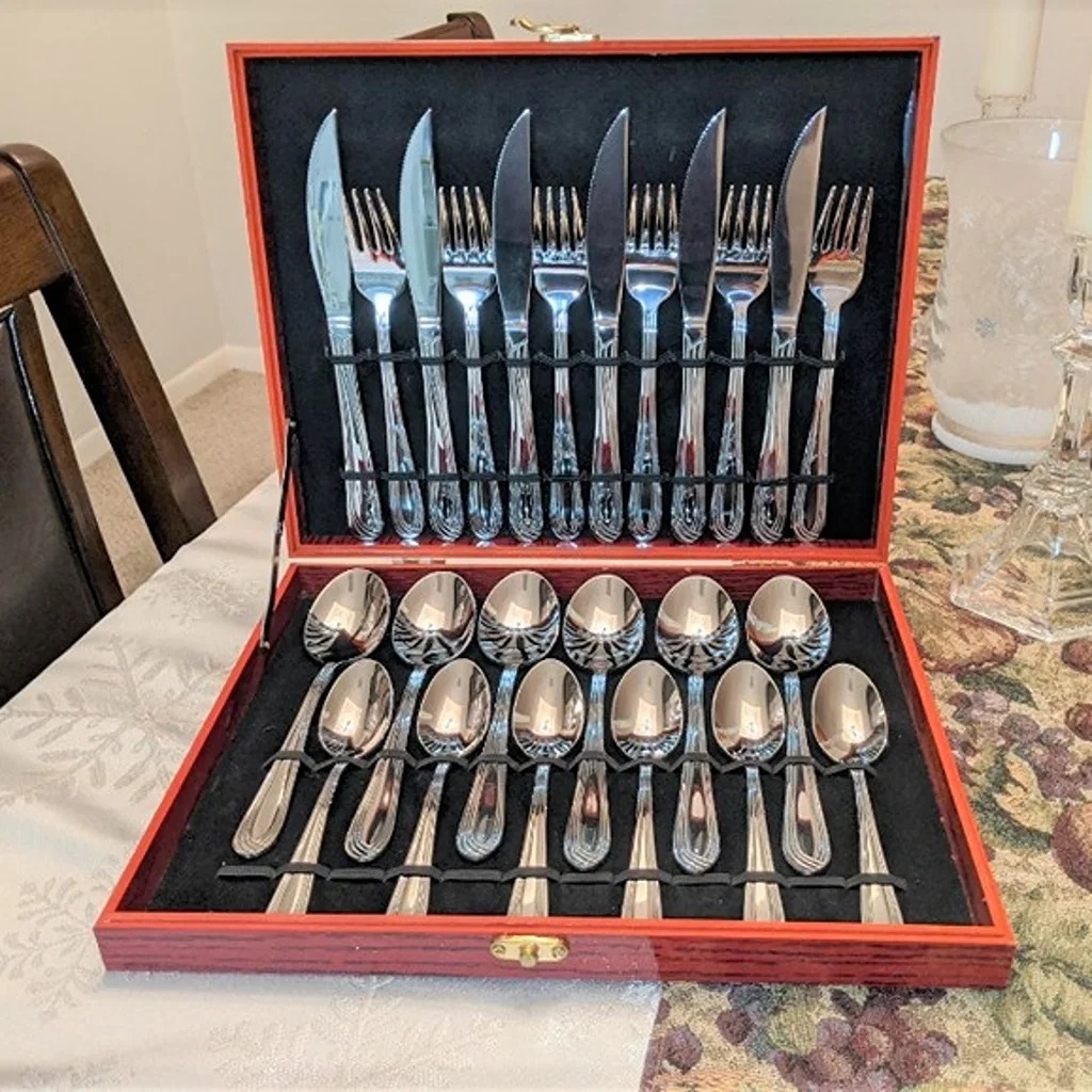 24 Pcs Silverware Set High Grade 18/10 Stainless Steel Flatware Set - NEW!
