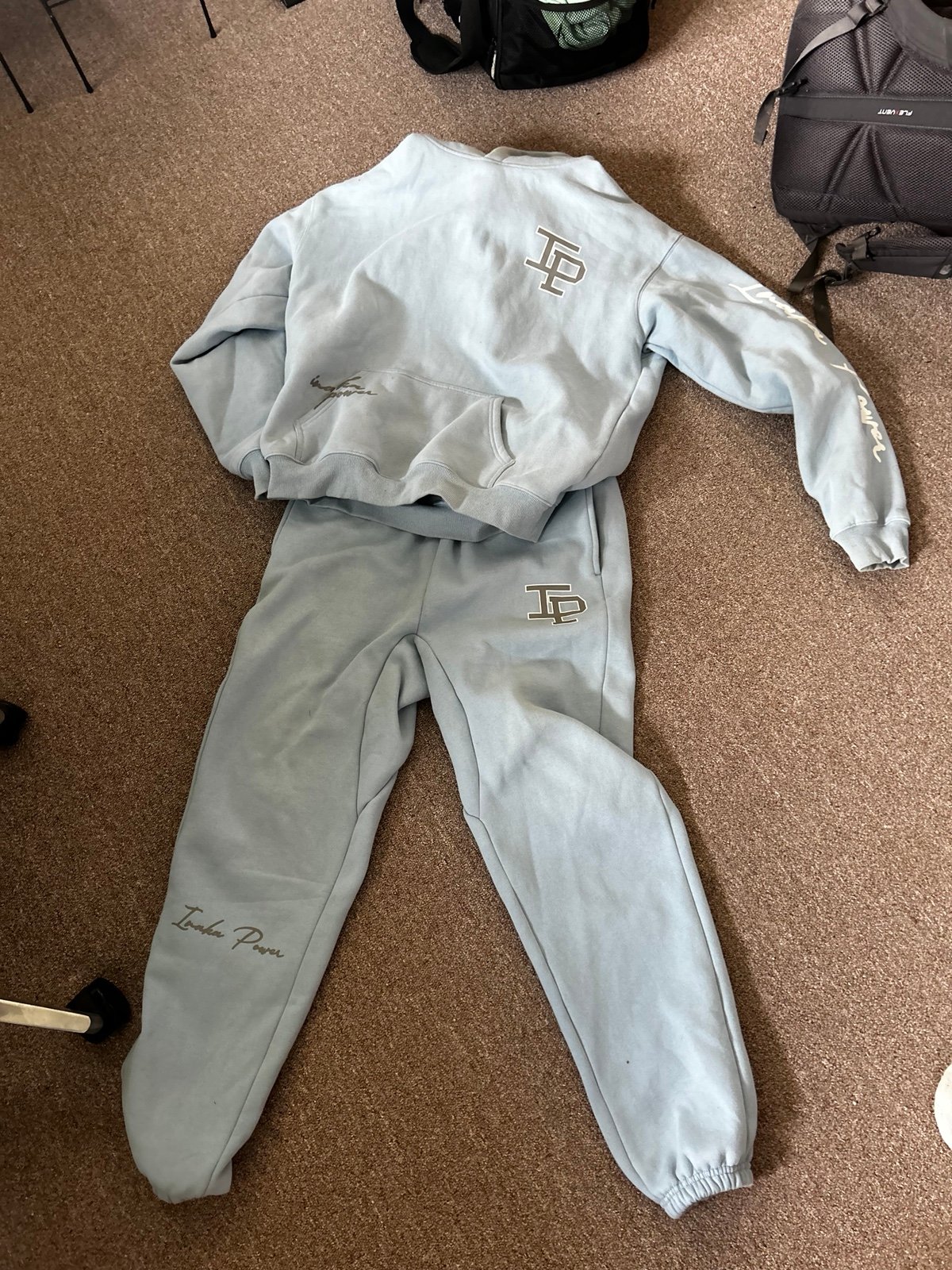 Inaka Power sweatsuit