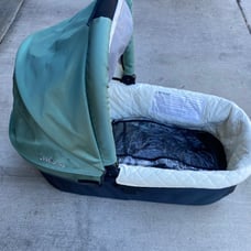 Uppababy Bassinet Model 0056 Green Silver Comes With All Accessories Shown New