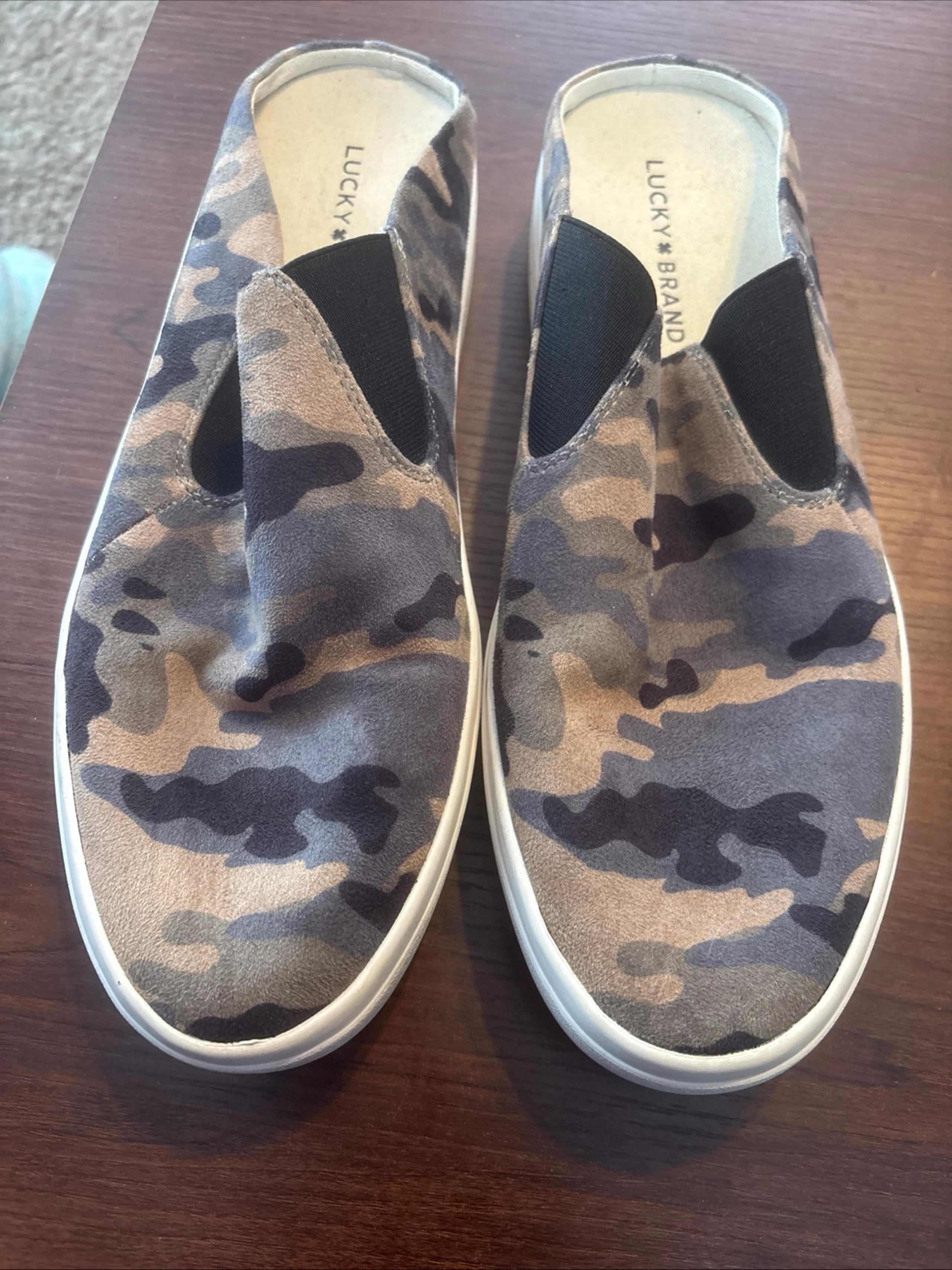 Lucky Brand Women's size 10M Camouflage Slip-On Sneakers Tychael Comfort Mules