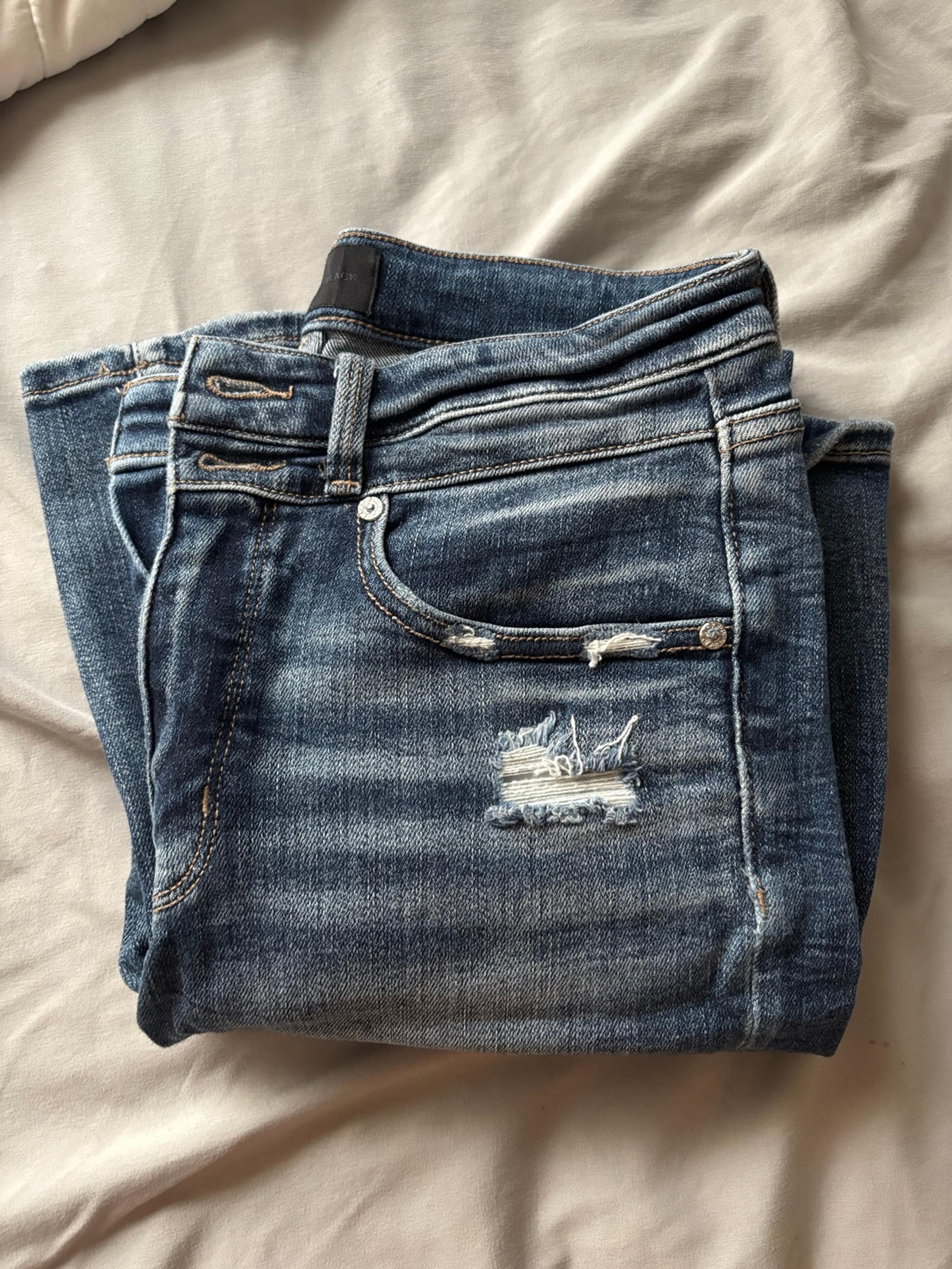 Buckle Jeans
