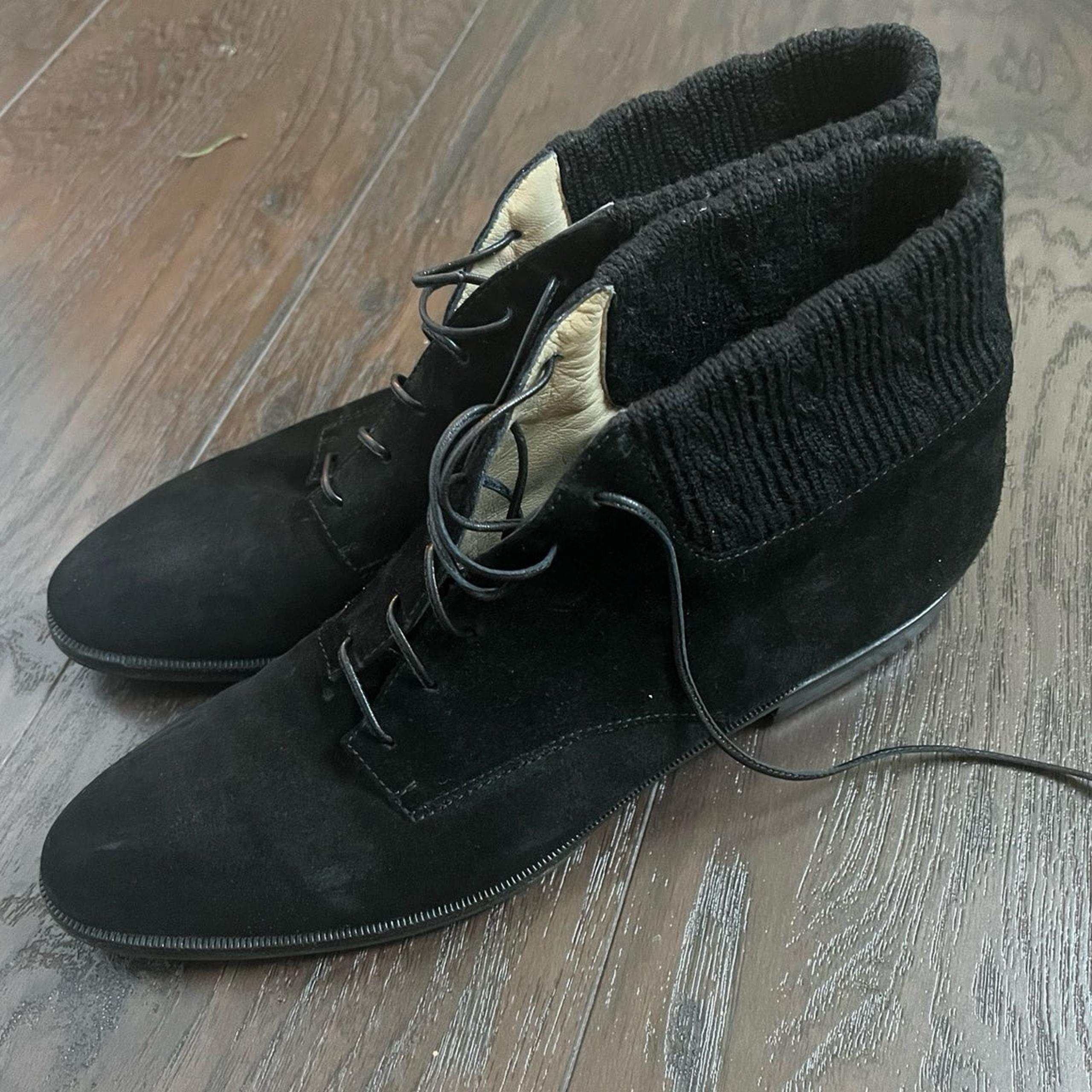 Salvatore Ferragamo Suede Lace Up Ankle Boots Shoes size 8.5 N (4A)