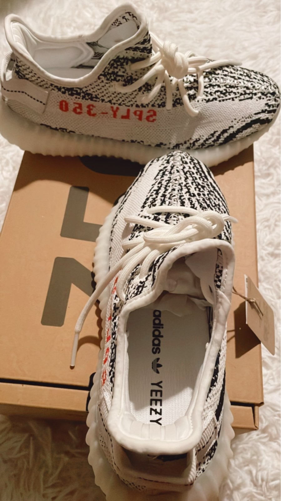 adidas Yeezy Boost 350 V2 Zebra size 5.5 mens