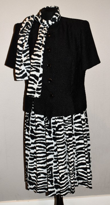 Leslie Fay Zebra Print Skirt with Top & Matching Scarf Size 12P