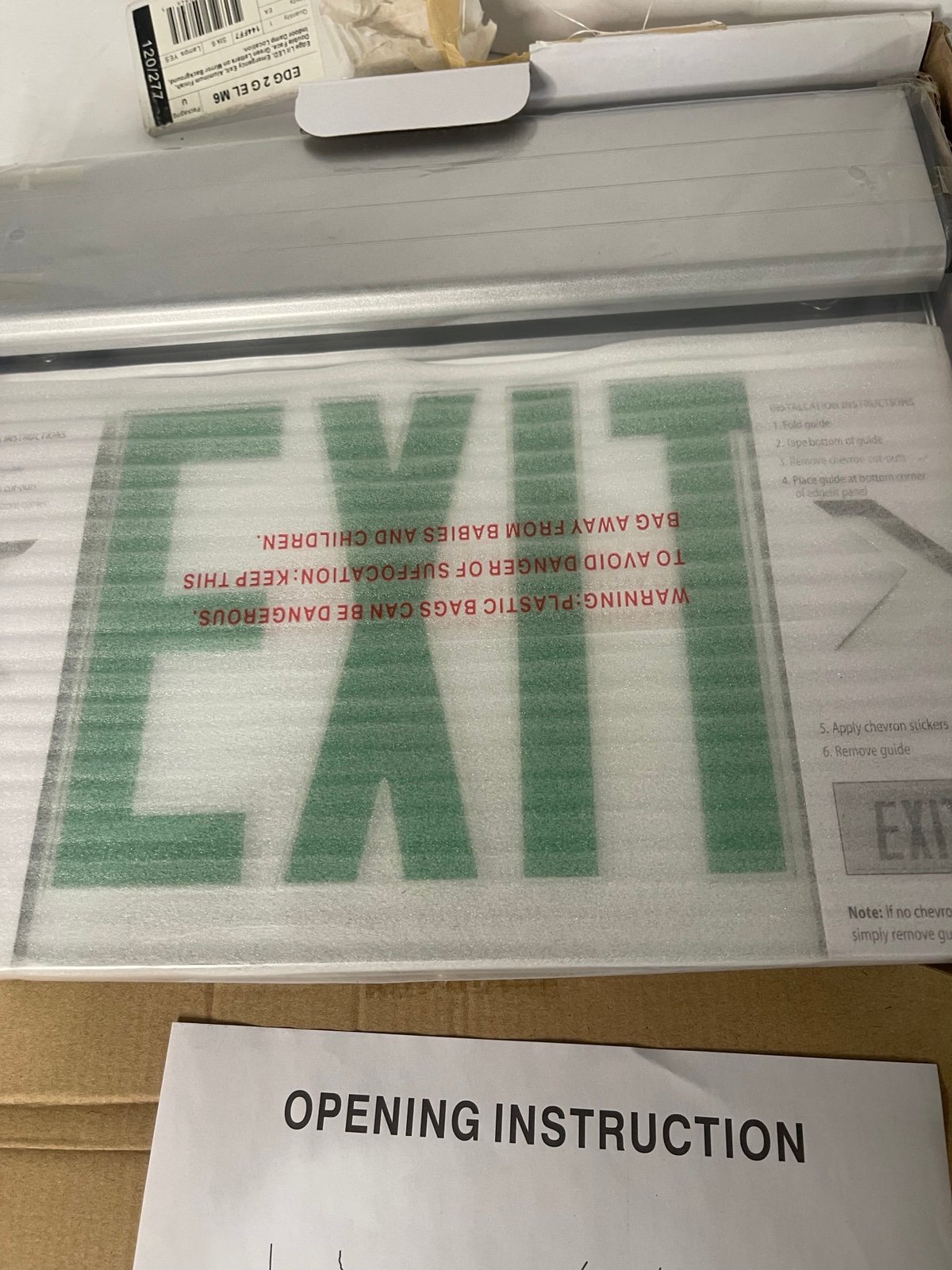 NEW LITHONIA LIGHTING EDG 2 G EL M6 EDGE LIT LED EMERGENCY EXIT SIGN GREEN