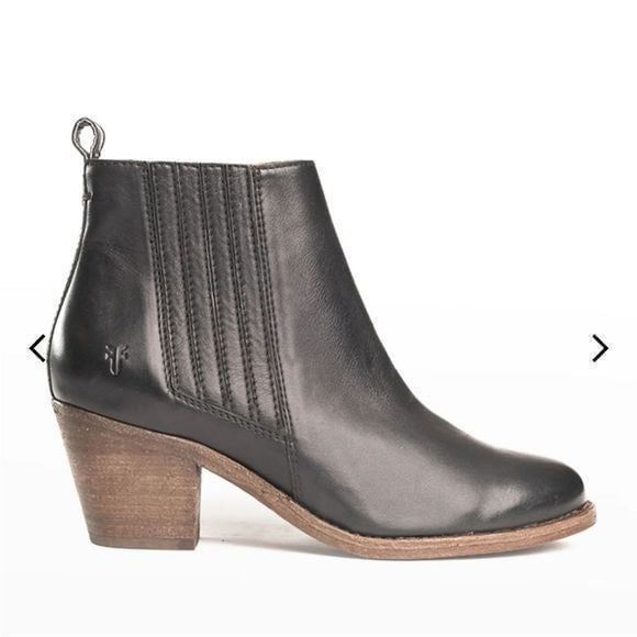 Frye Alton black Leather Chelsea Booties size 10 new!!!