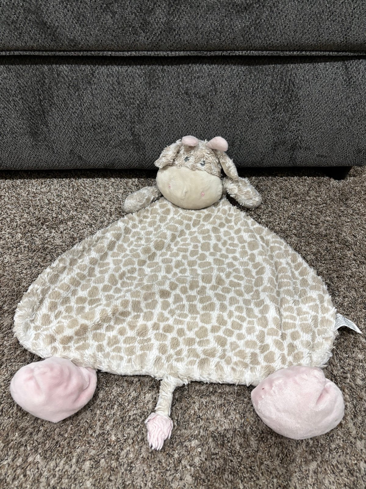 Demdaco Nat and Jules 22” Colby Giraffe Plush Rattle Blanket Lovey Pink Feet