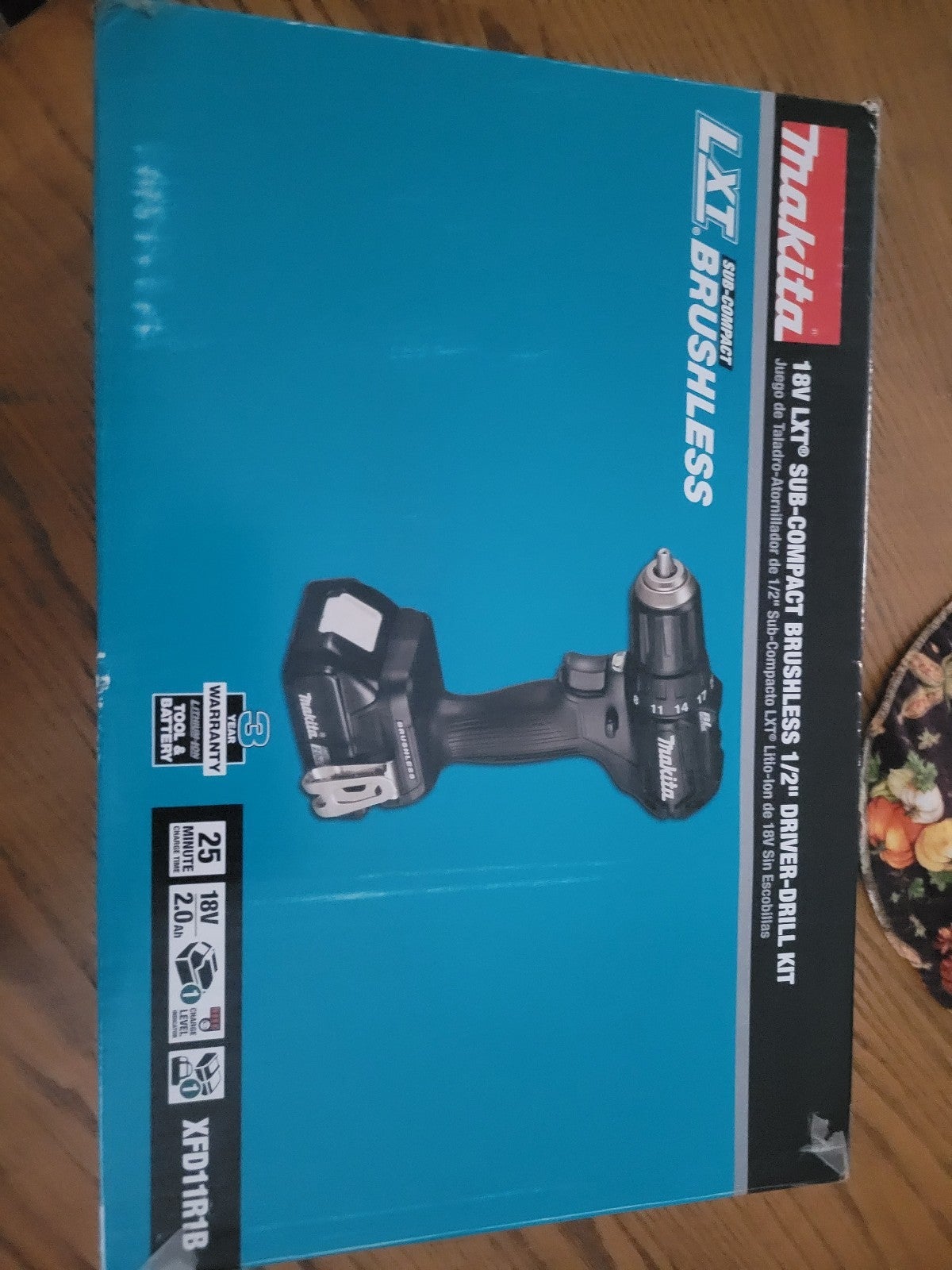 Makita 18v sub compact brushless 1/2 driver drill kit NEW