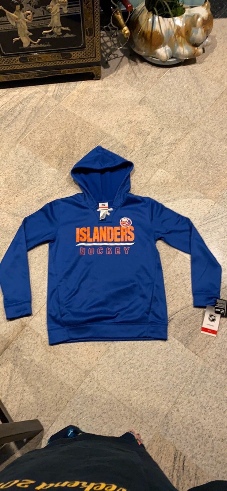 New York Islanders hockey lace up Youth