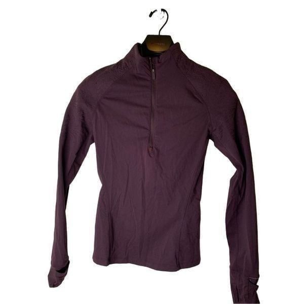 Lululemon Toasty Tech 1/2 Zip black cherry women's size 2 W3AXUS