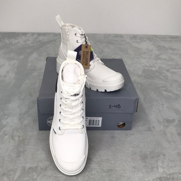 Palladium Pallabase Twill Women's Canvas Boots White New in box Size 6