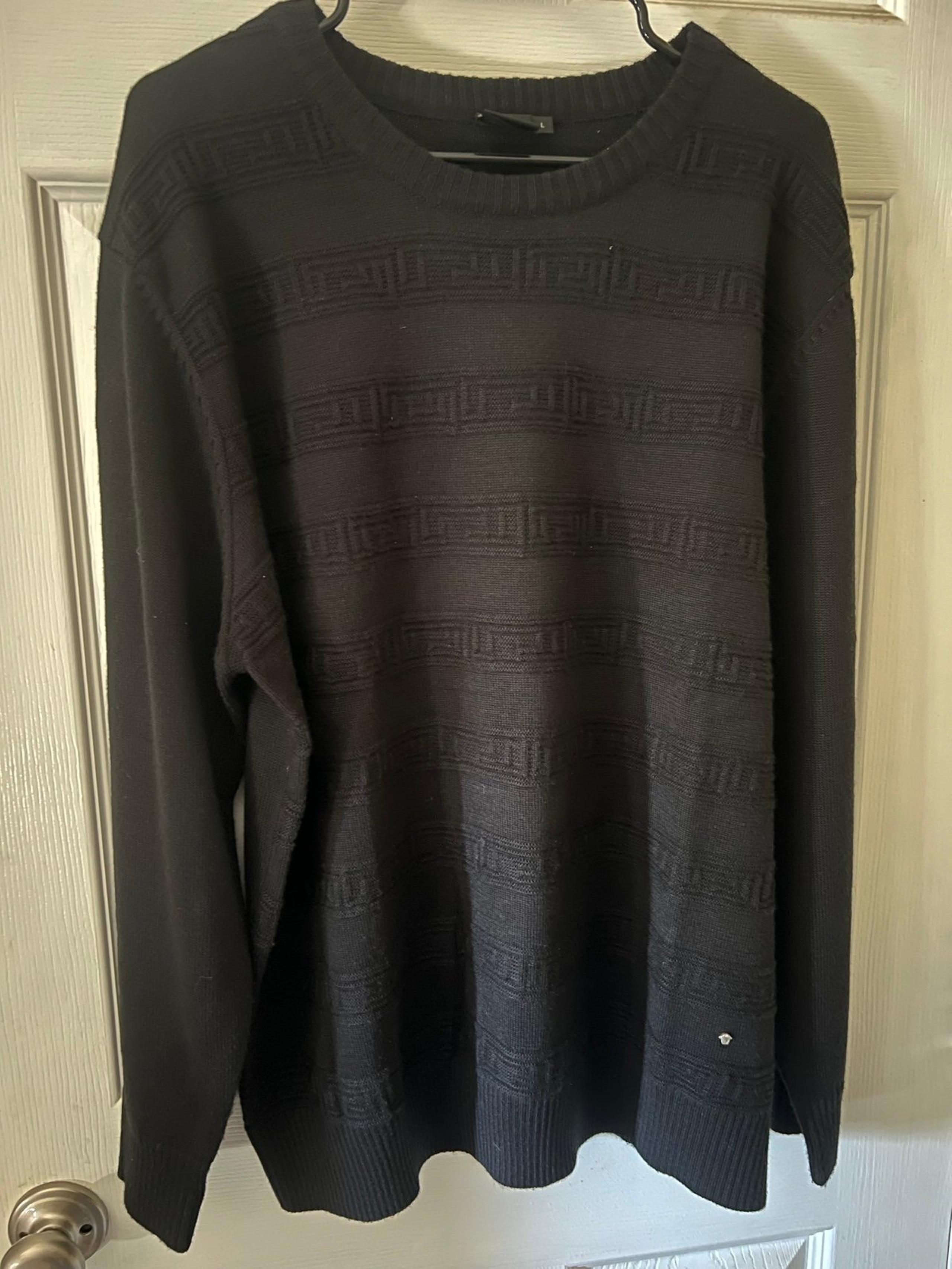 Versace men’s sweatshirt, Greek key Medusa great used condition!!! Size Large