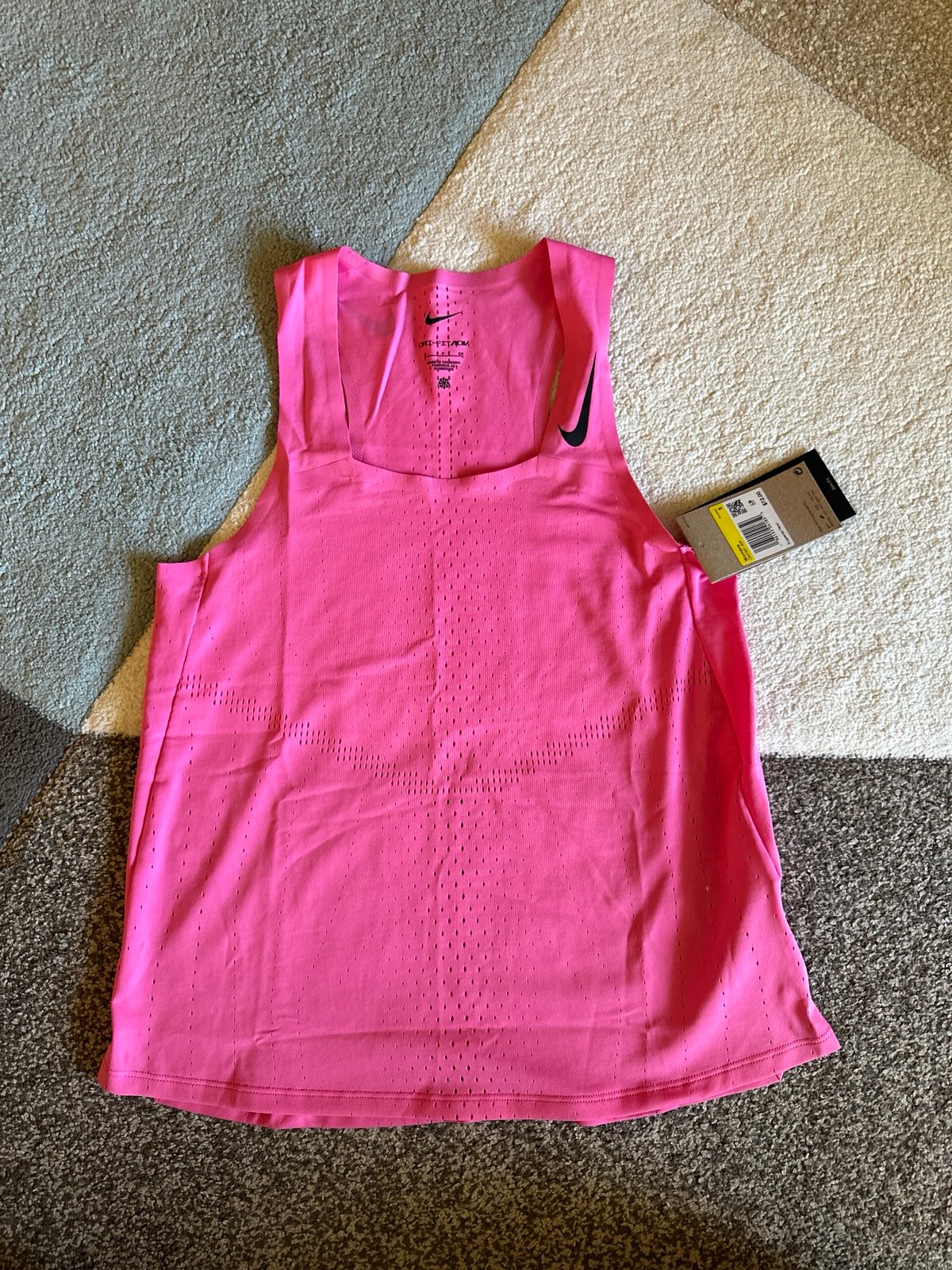 NWT Nike Women DriFitAdv Running Slim Fit Tank S