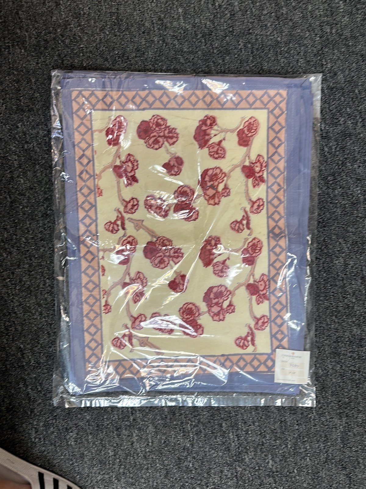 Set of 6 Cherry Blossom Placemats (Retail 99)