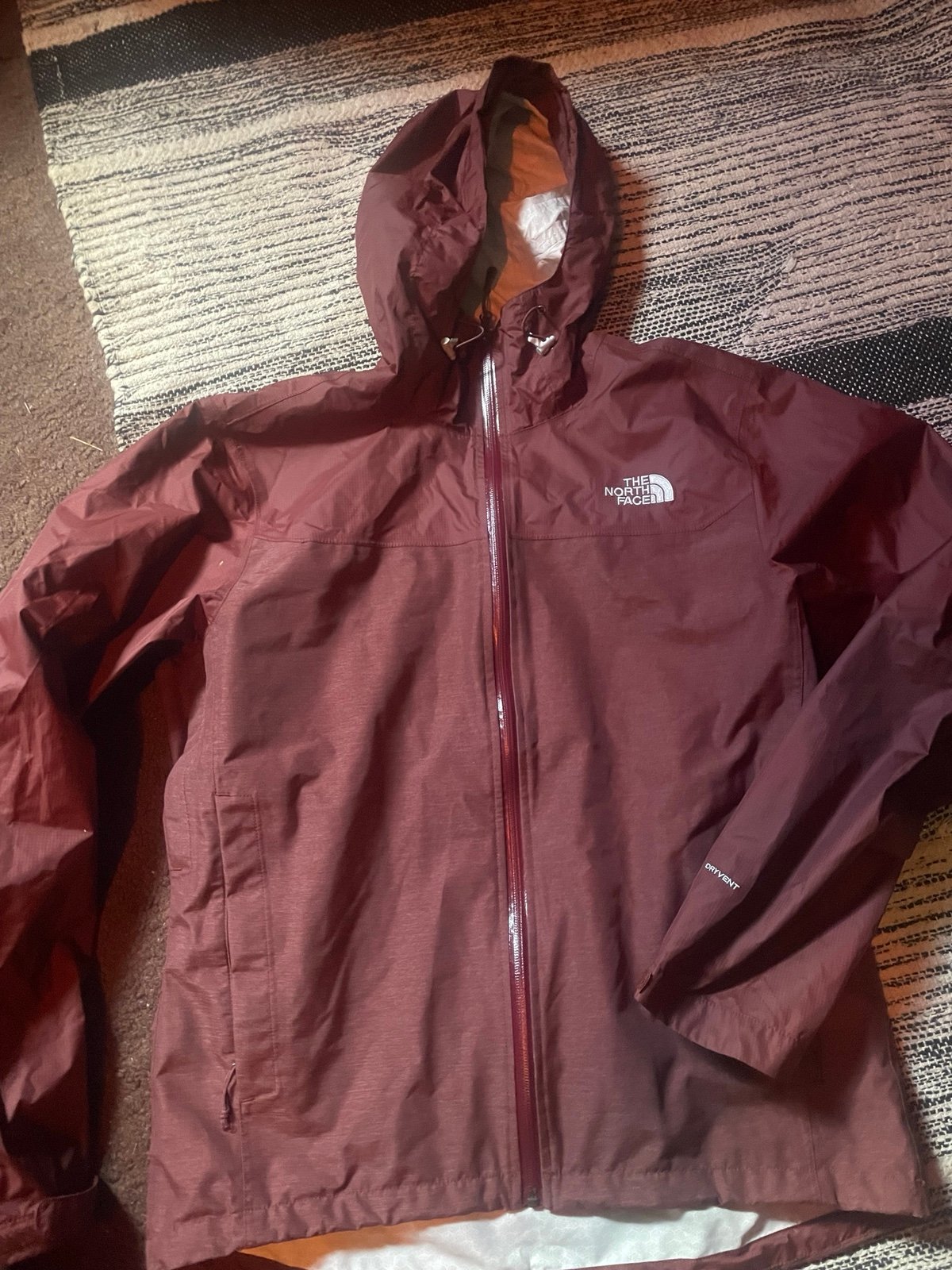 North face rain coat men’s Med L new gift no tag northface jacket