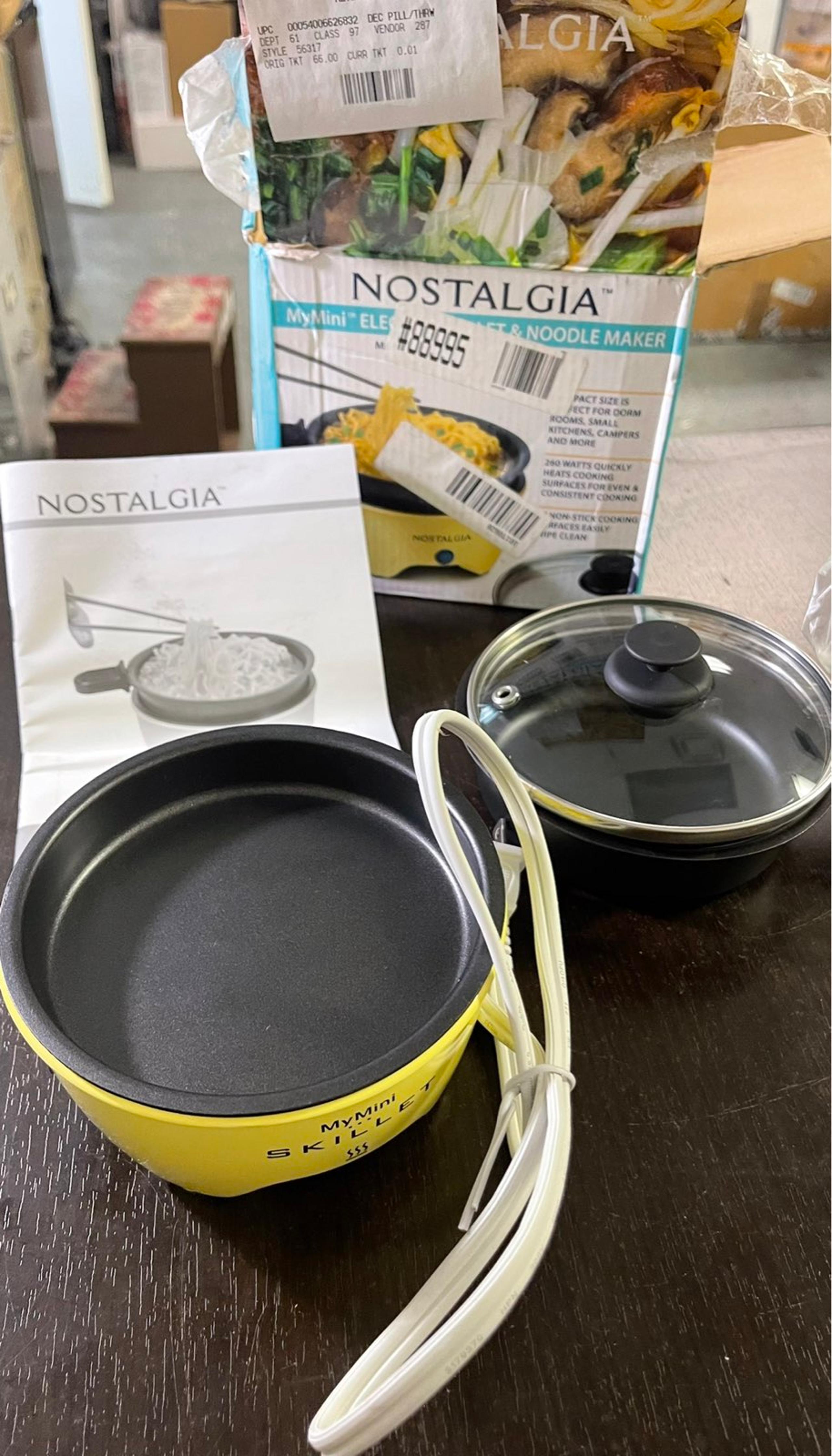 Nostalgia  Mini NOODLES MAKER