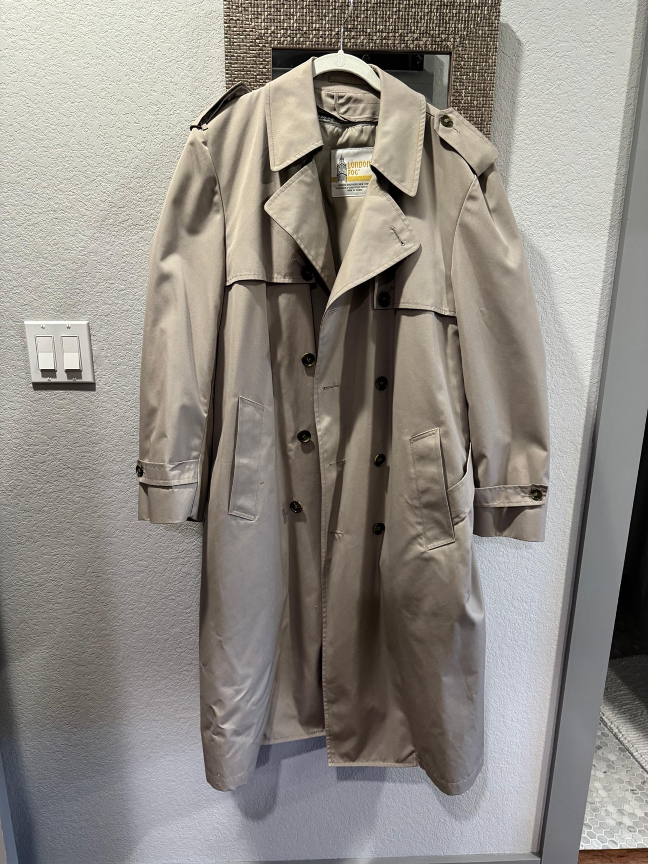 Vintage London Fog Men’s Trench Coat