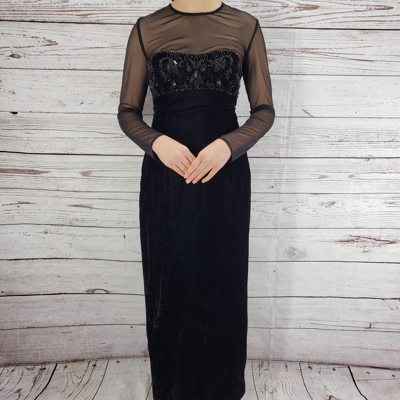 Vintage Ever Beauty Women's Black Velvet Mesh Beaded Evening Dress 10