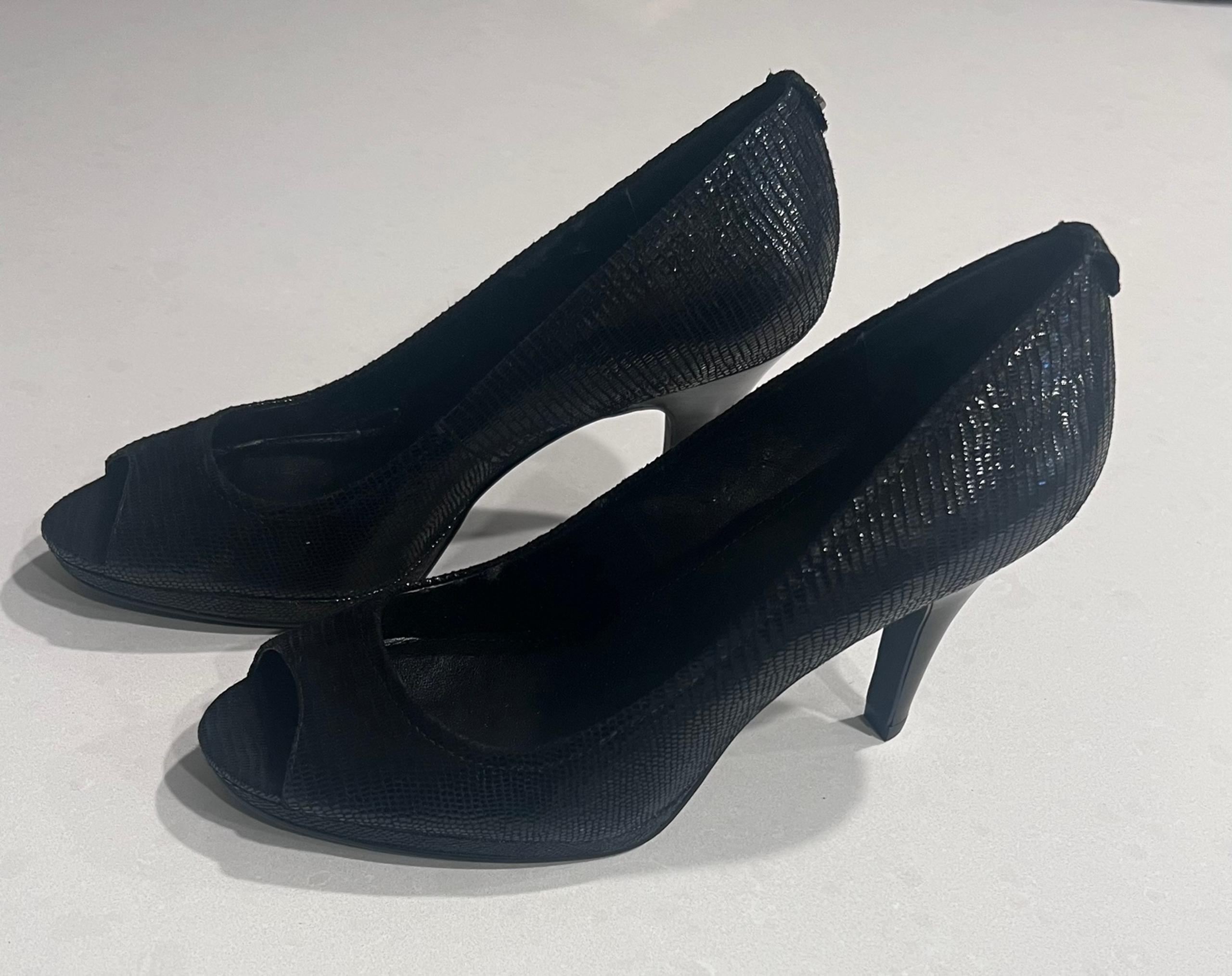 Calvin Klein Heels Women Size 7 Black Peep Toe Textured Leather Faux Snake Skin