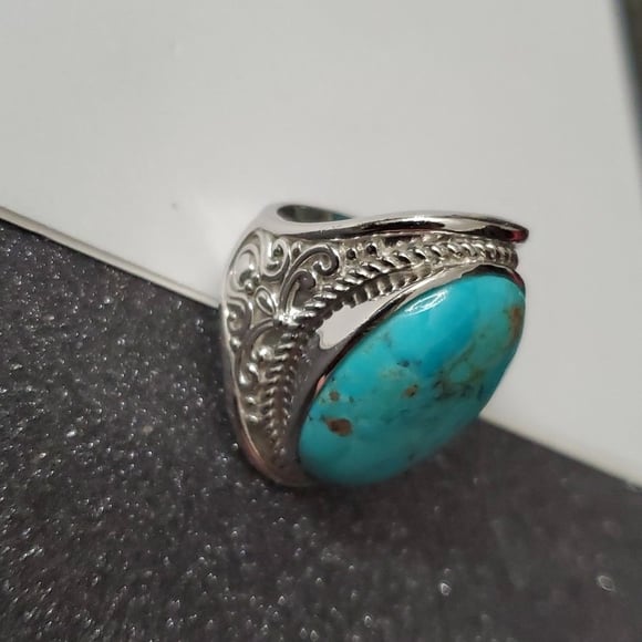 ‘Azure Majesty’ Sterling Silver 925 Large Turquoise Ring