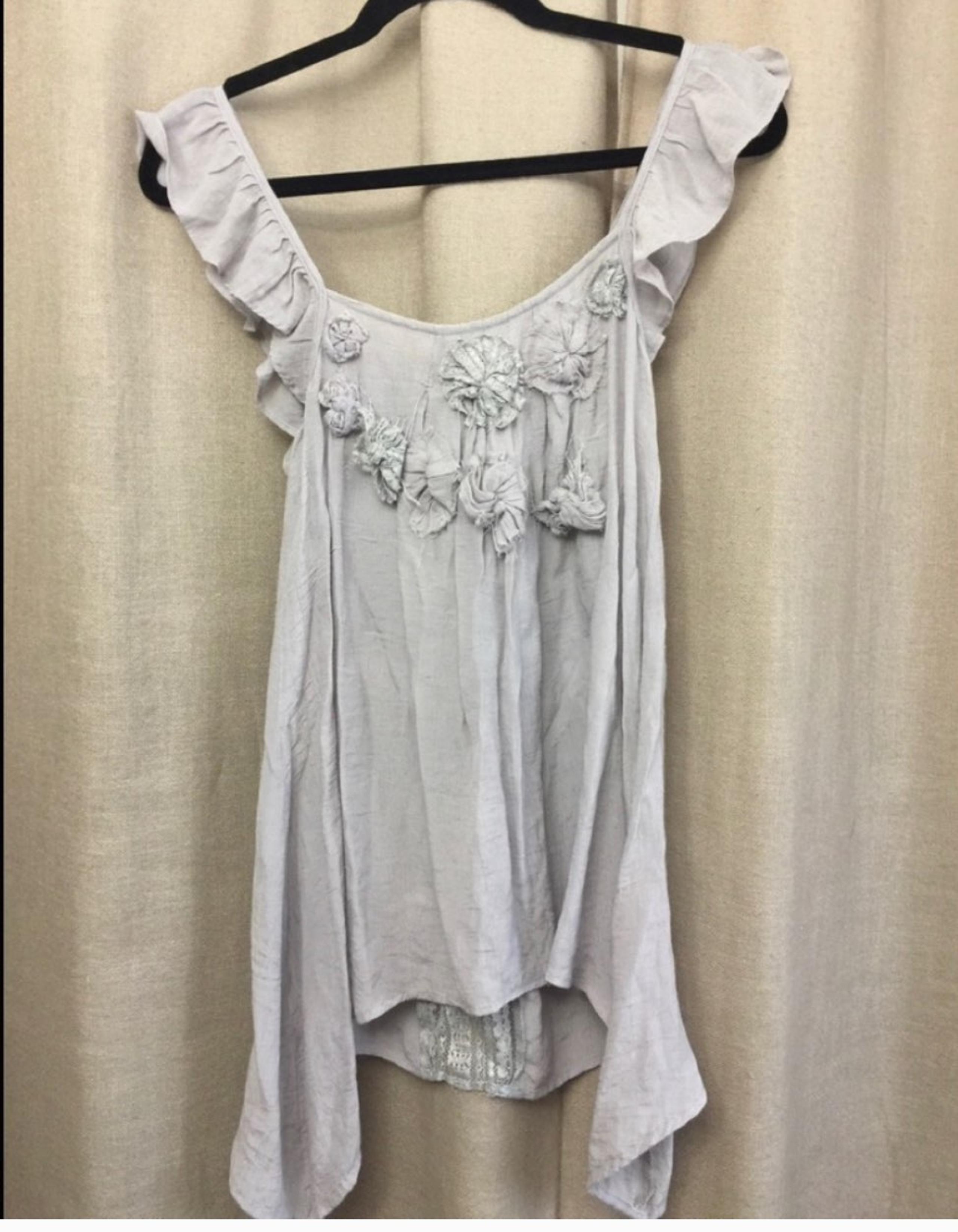 Blue bird gray top