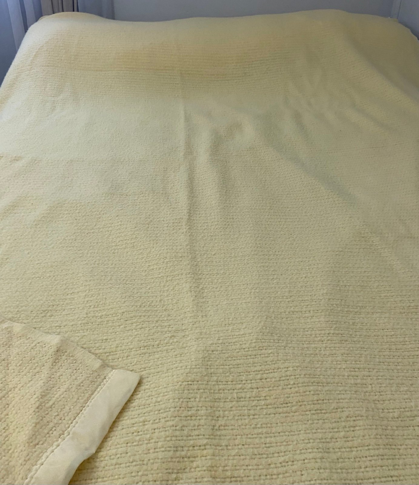 2 Vintage Cannon Mills Acrylic Waffle Weave Yellow Blanket Satin Trim 77x88 USA