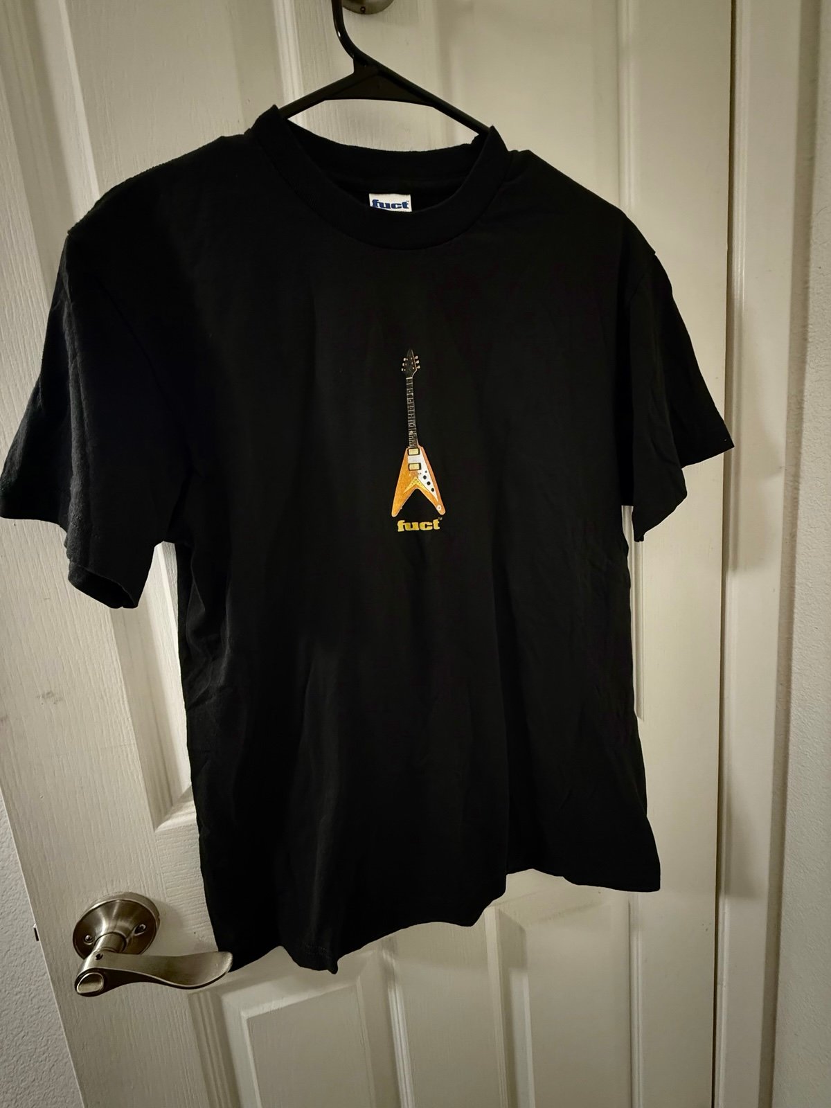 rare FUCT USA GIBSON GUITAR FLYING V Black tee t-Shirt FTP Supreme SSDD