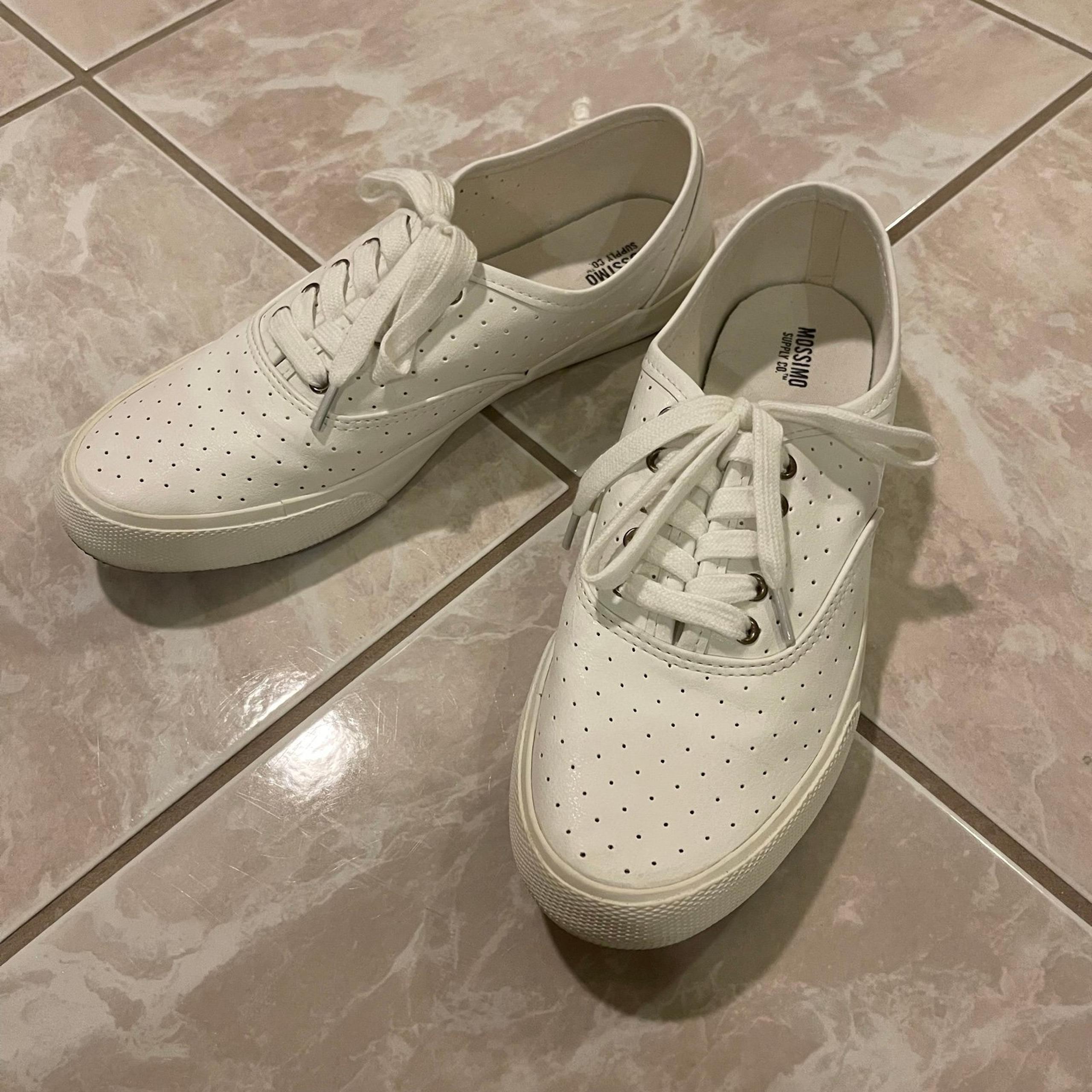 Mossimo Supply Co. Faux Leather Canvas Shoes