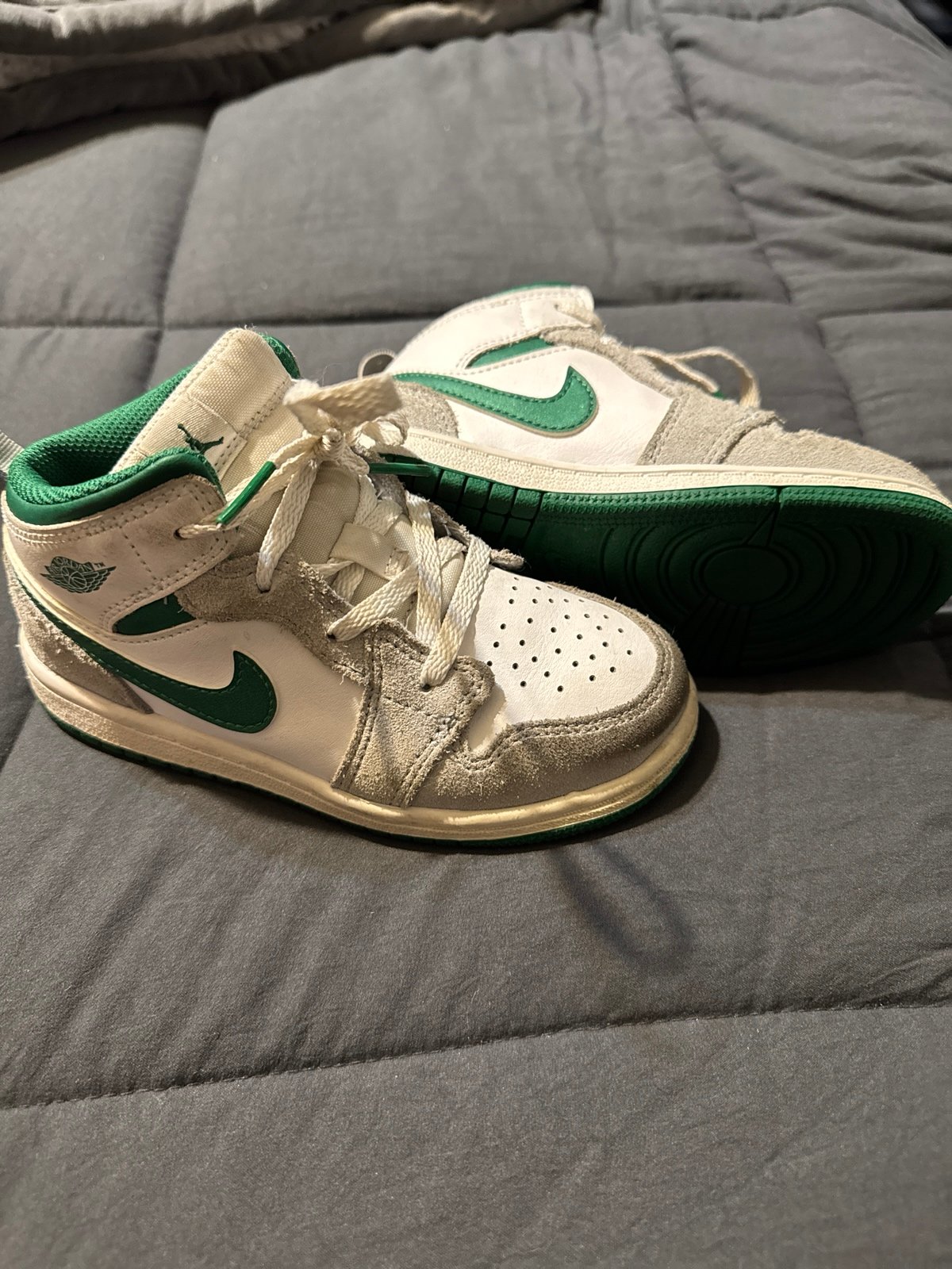 Kids Jordan 1s