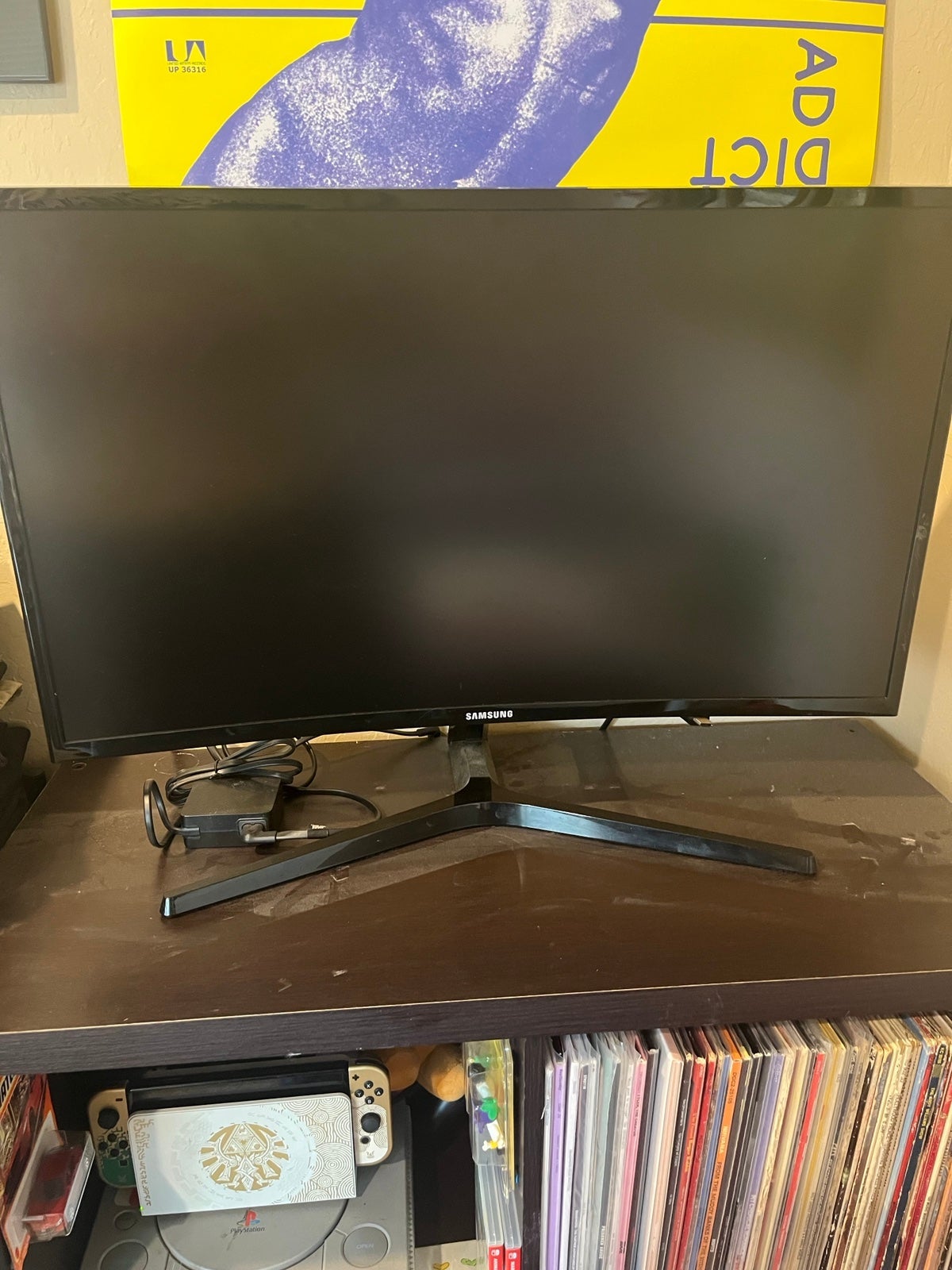 Samsung 27in curved monitor