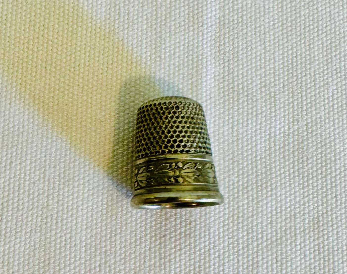 vintage stern brothers sterling silver thimble leaf band