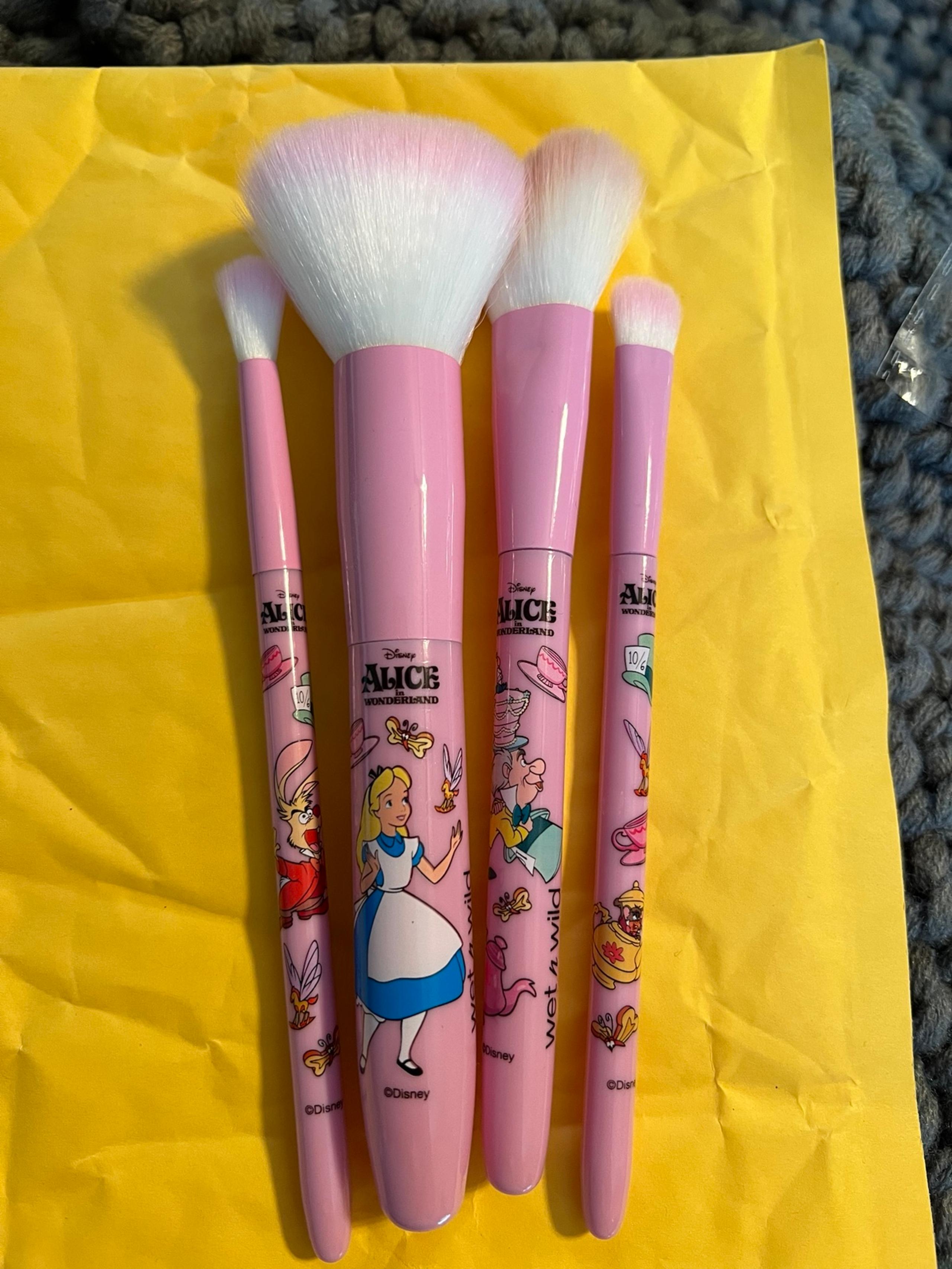 Wet N Wild makeup brushes set
