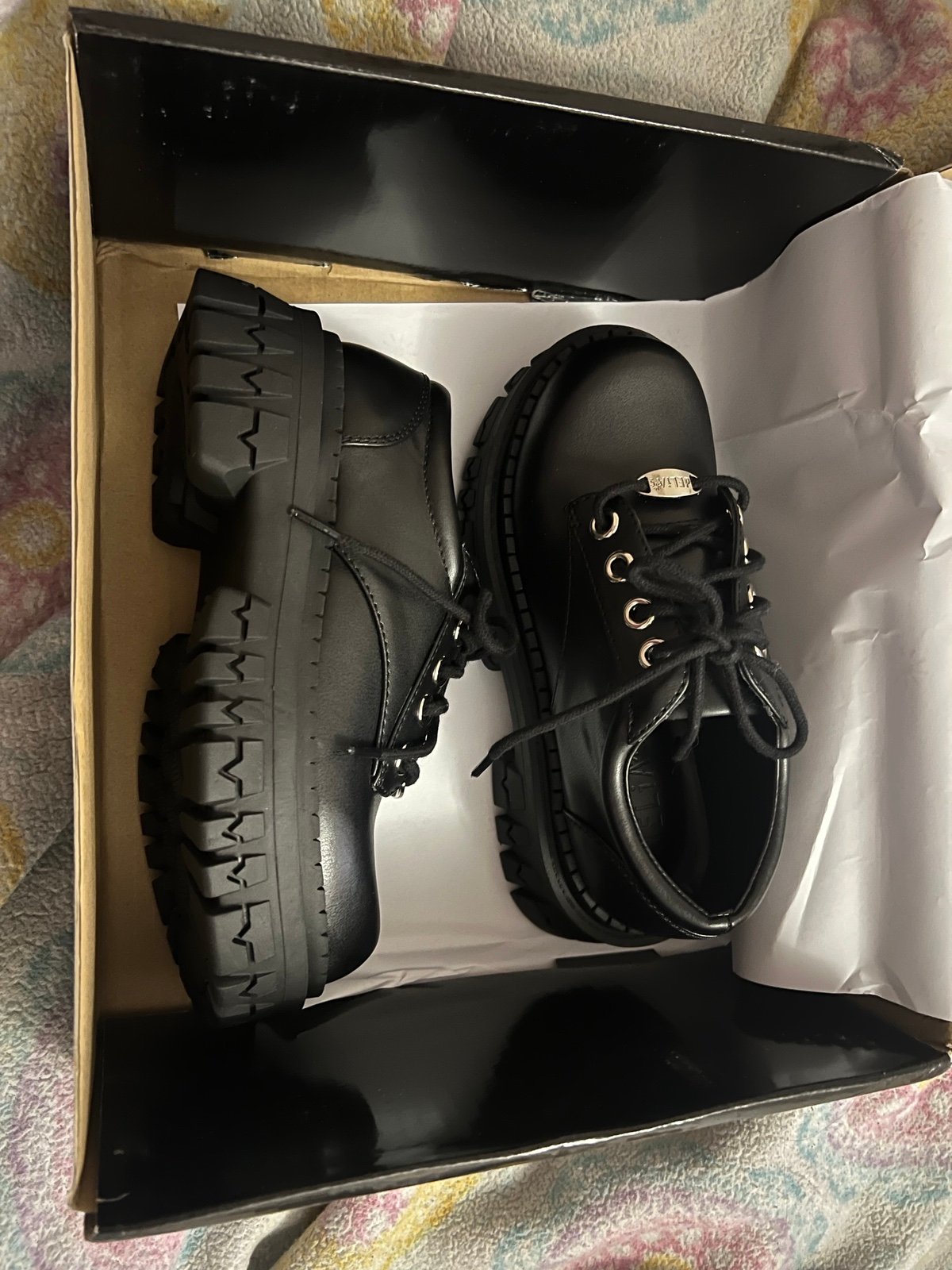 delia’s dollskill shoes