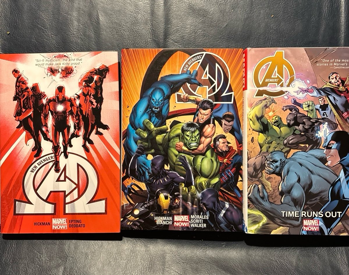 New Avengers Marvel Comic lot