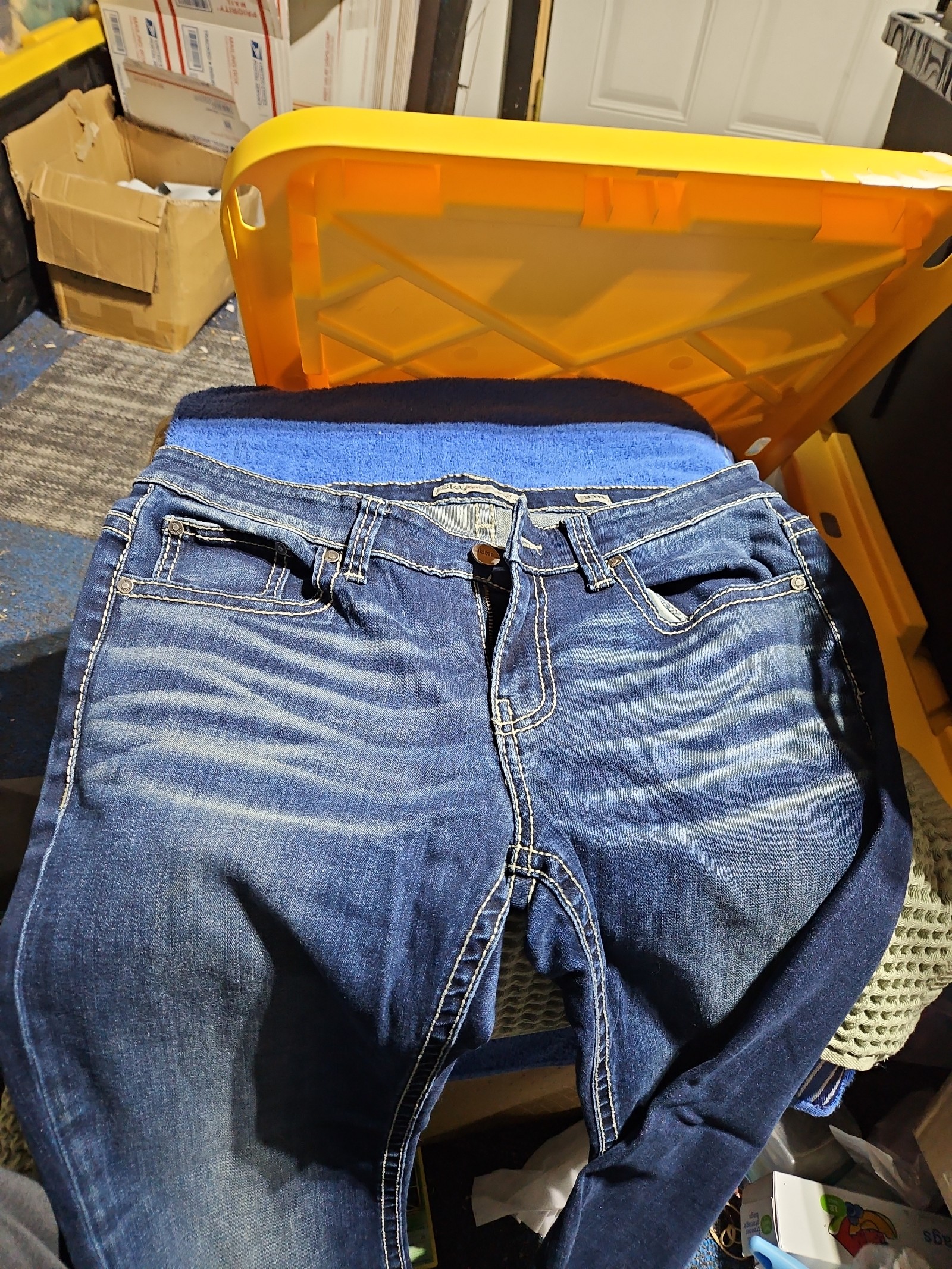 BKE jeans women 31R kayla