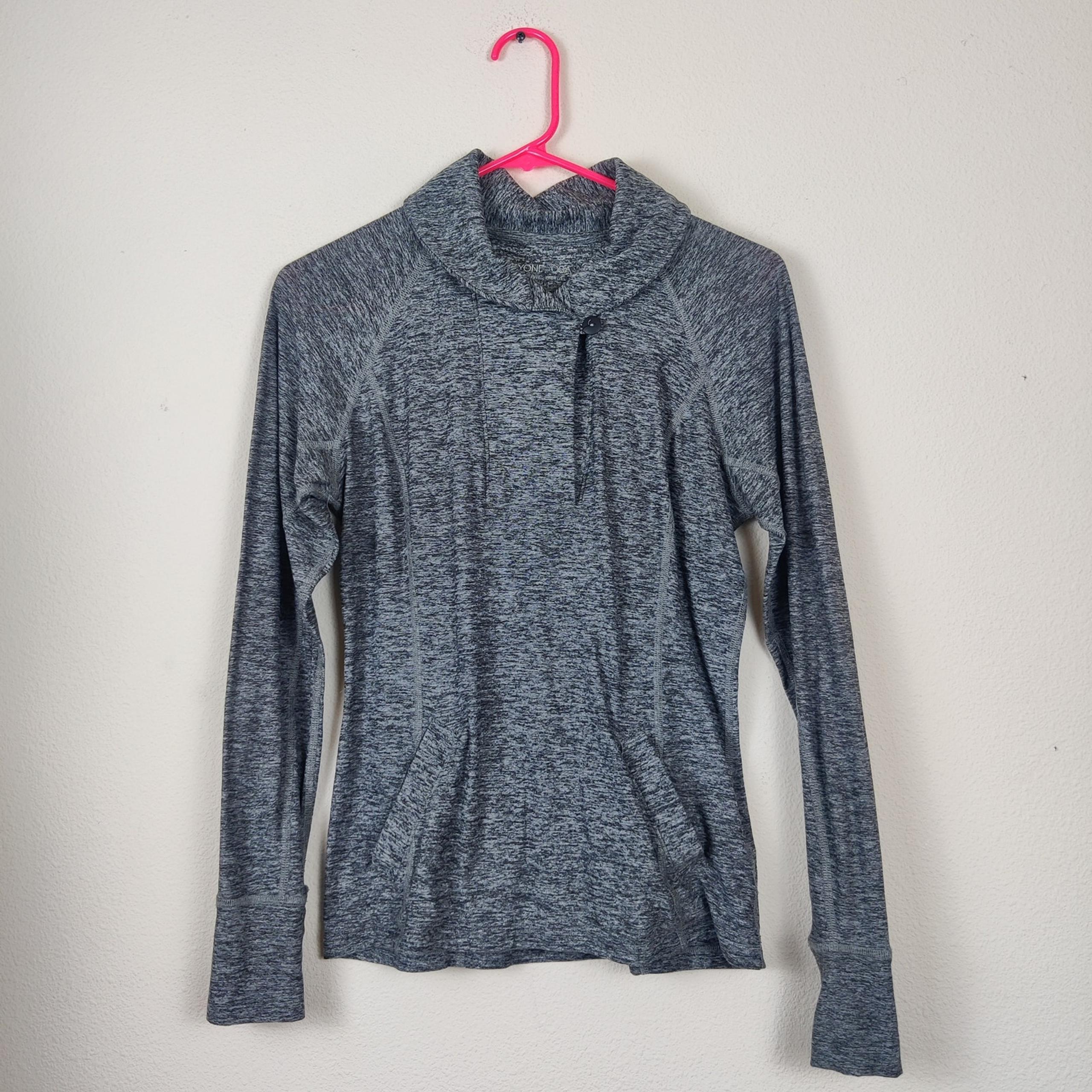 Beyond Yoga Spacedye Heather Gray Long Sleeve Button Neck Pullover Large Pocket