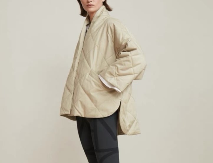 Totems v neck oversized quilted coat