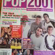 00s vintage year in review pop 2001 Magazine britney spears nsync aaron carter