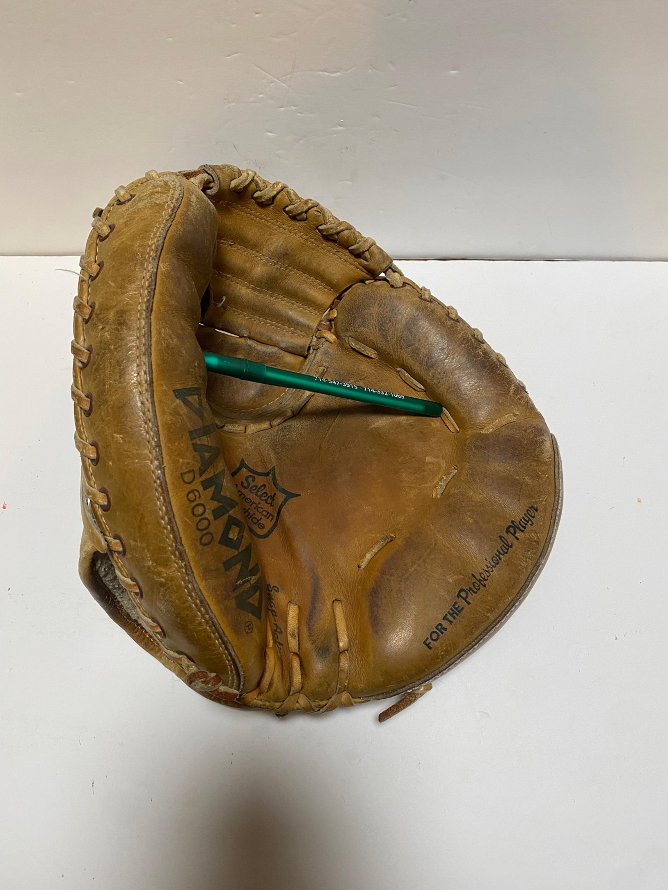 Vintage Diamond D6000 Catchers Mitt RHT Pro Model Cowhide