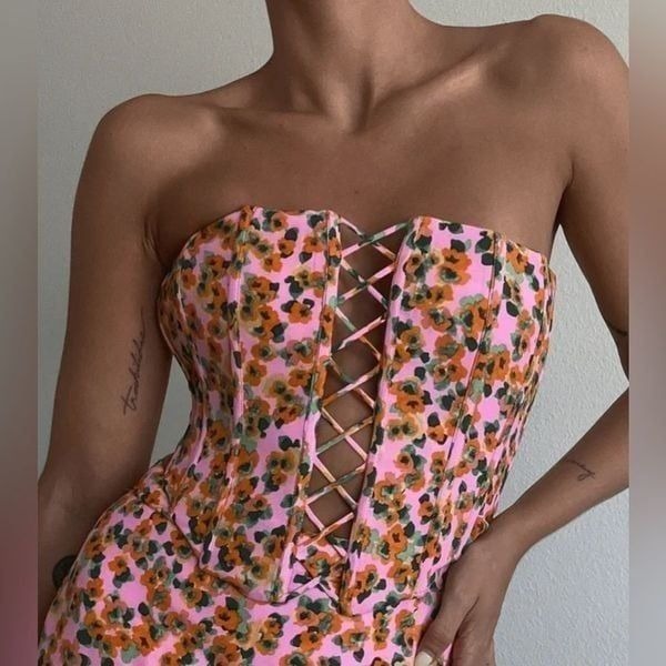 NWOT AFRM Women’s Pink Ditsy Floral France Corset Top Strapless - Size Medium