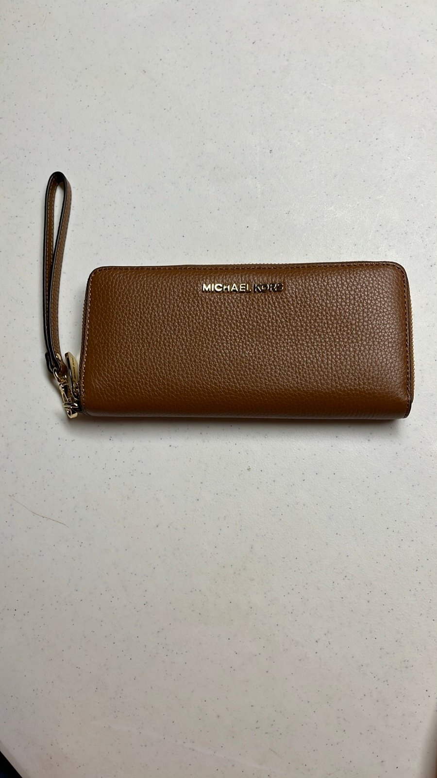 Michael Kors Wristlet Wallet Luggage Brown