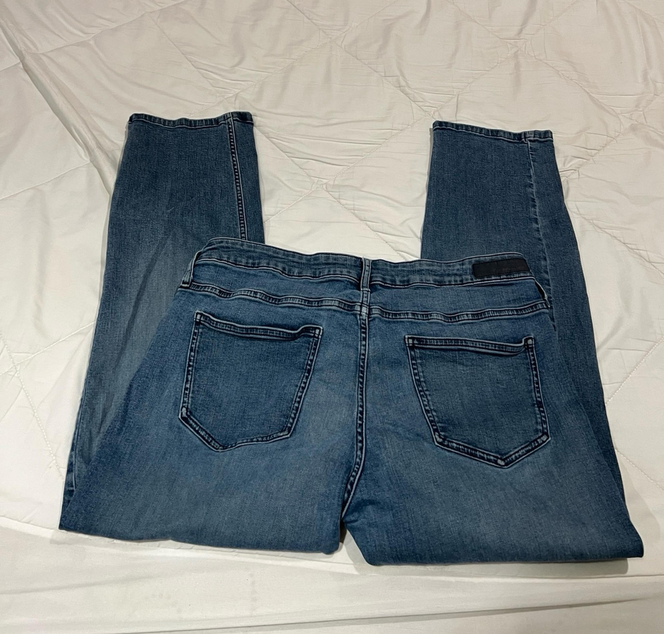 Women Calvin Klein boyfriend jeans size 14