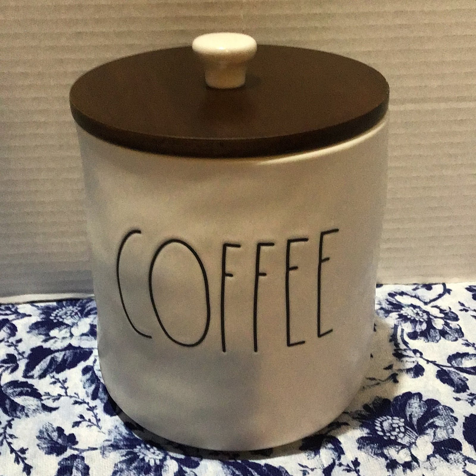 #823/44DT Rae Dunn 6” COFFEE Cellar Canister